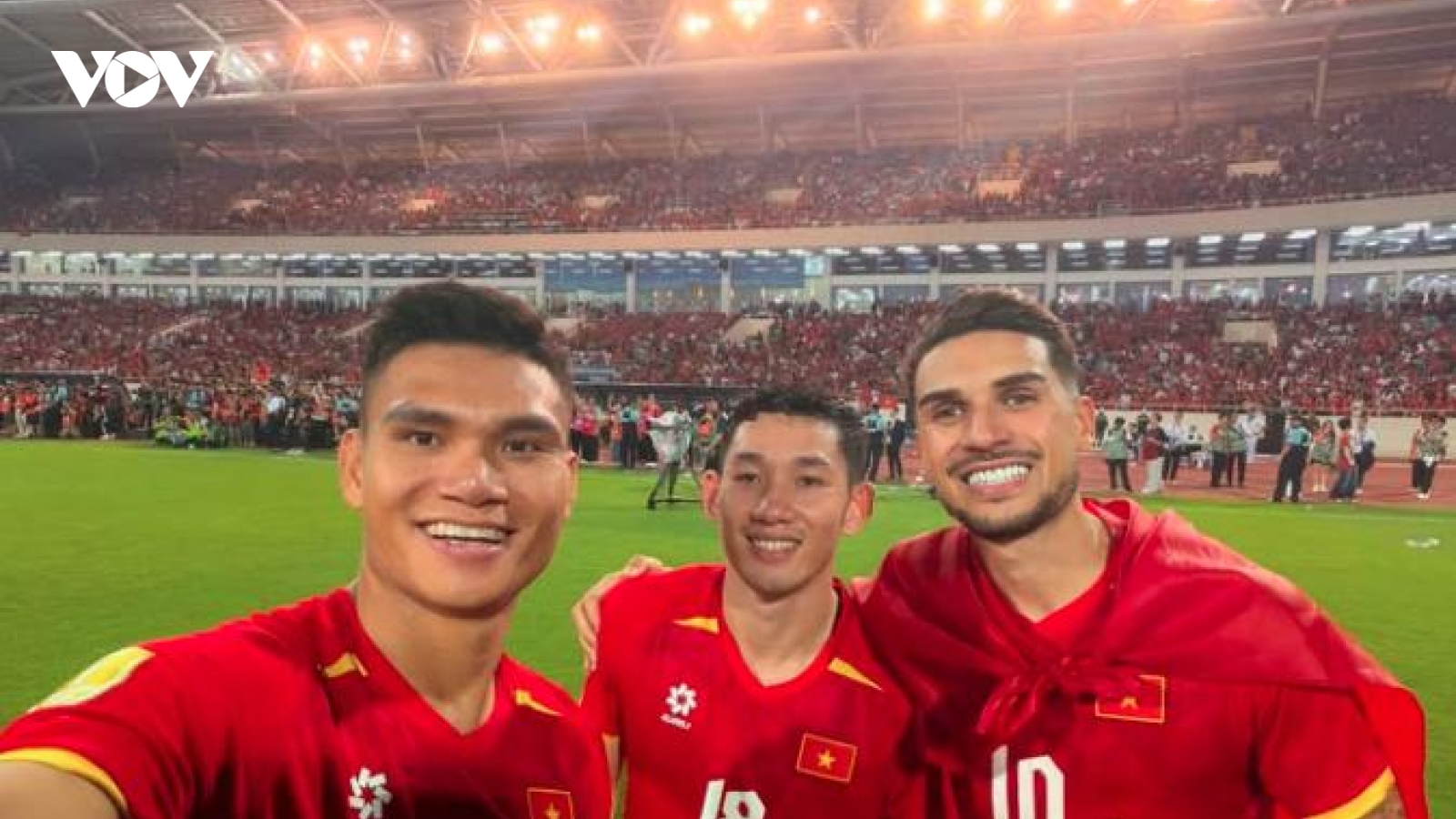 Dàn sao Việt Nam bùng nổ cảm xúc trên mạng xã hội sau chức vô địch ASEAN Cup 2026