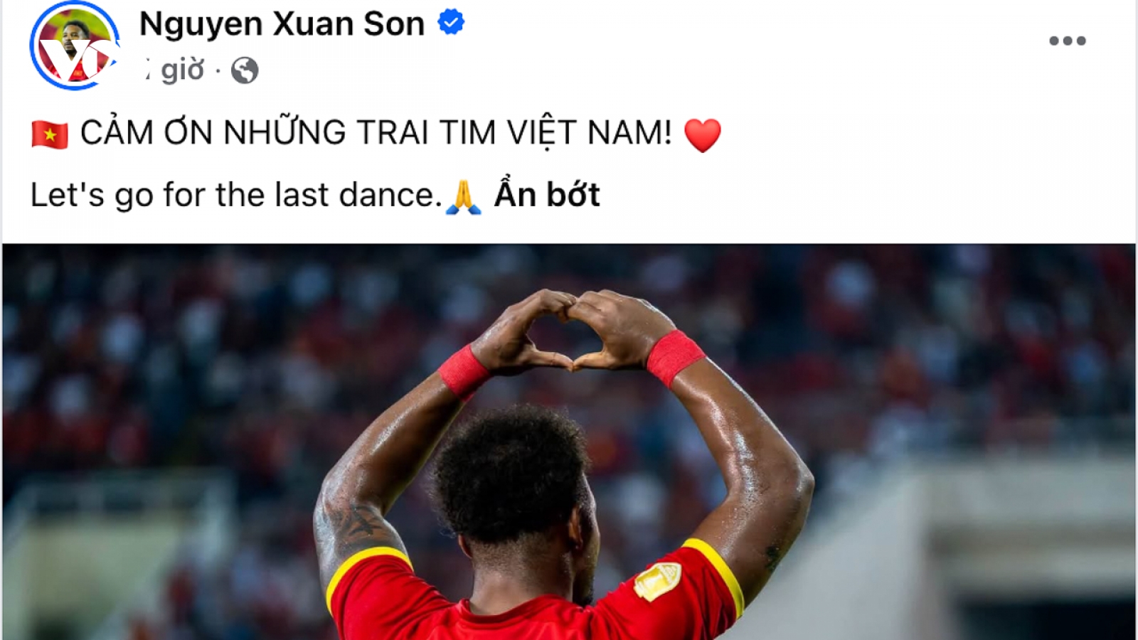 Xuân Son tri ân người hâm mộ sau trận thắng ĐT Thái Lan