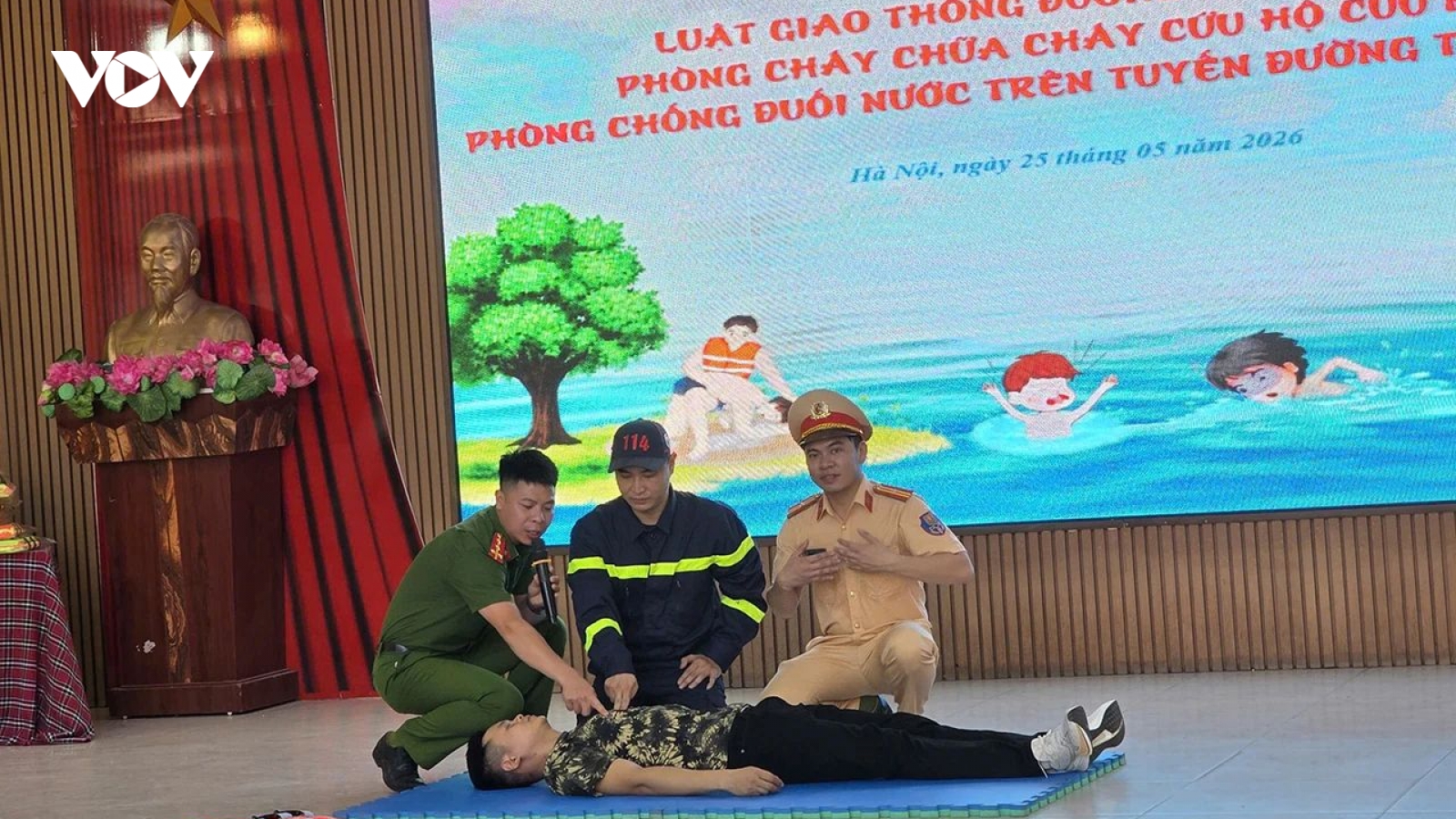 Phòng chống đuối nước: Hà Nội tăng kỹ năng sinh tồn cho trẻ dịp hè