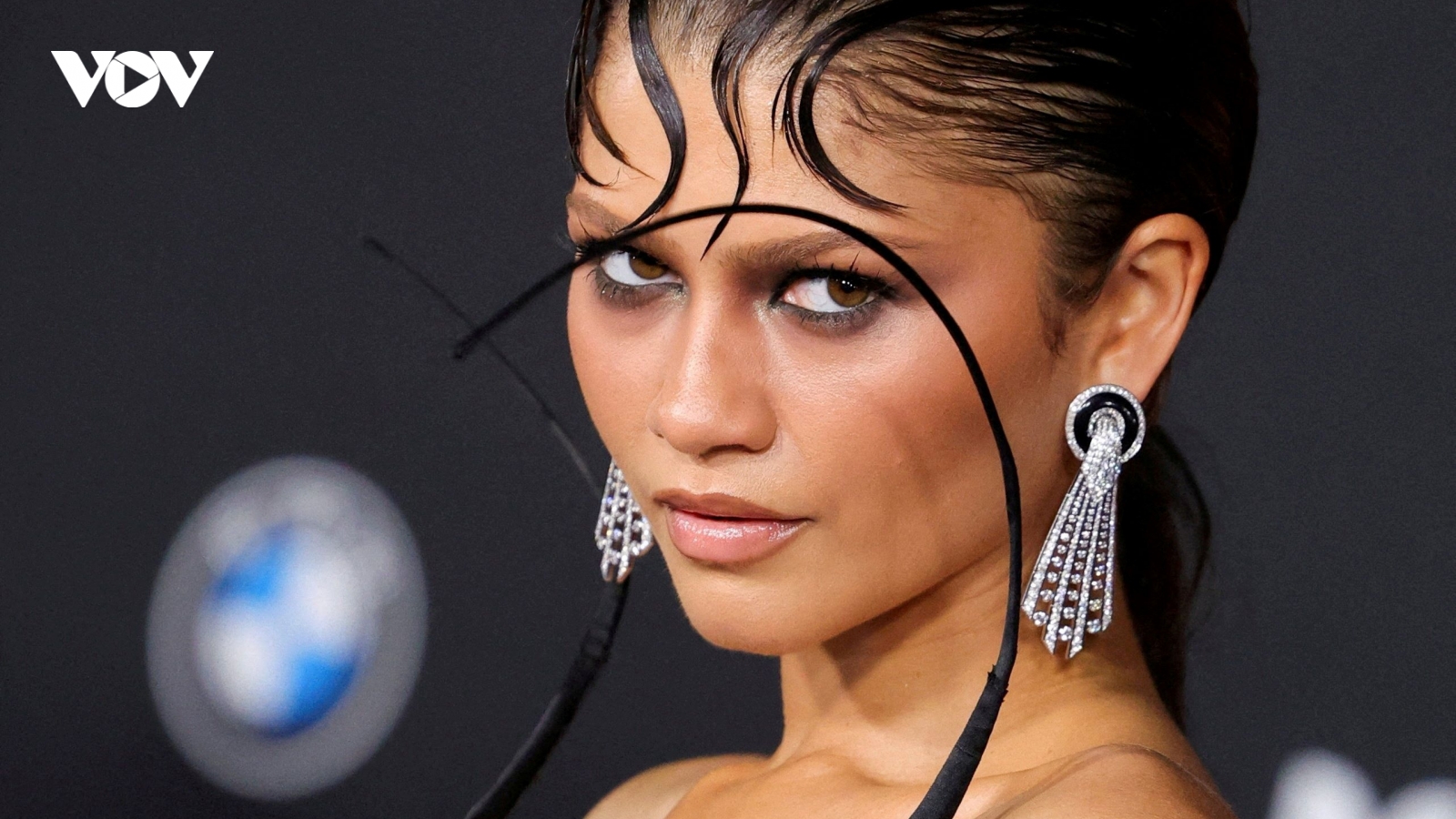 Vì sao internet luôn thích "giải mã" mọi thứ liên quan đến Zendaya?
