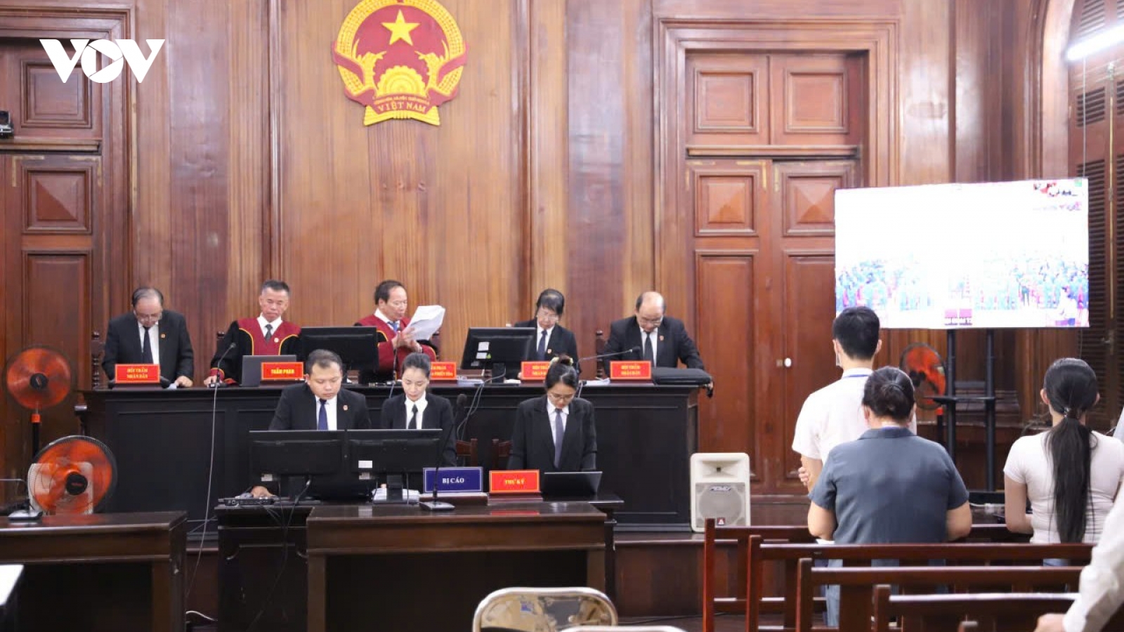 11 án tử hình, 19 án chung thân trong vụ ma túy VN10