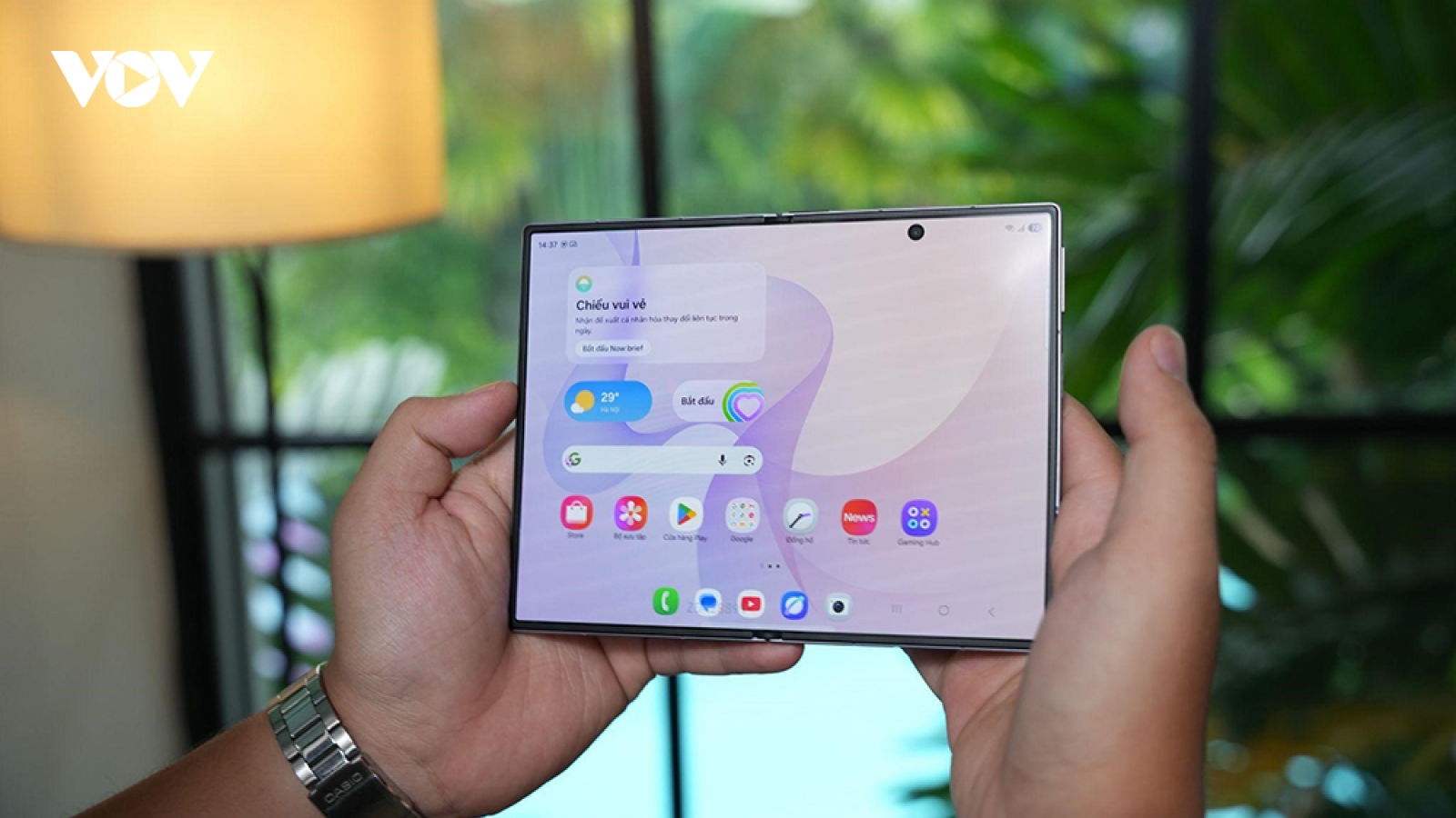 Galaxy Z Fold8 bán chạy hơn sau khi iPhone Duo ra mắt?