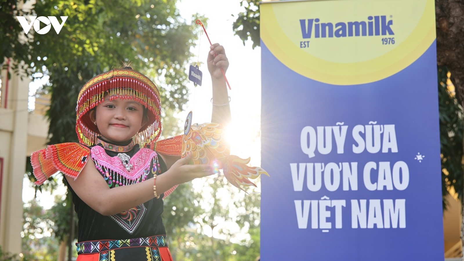 Gần 40.000 trẻ em cả nước vui đón Trung thu cùng Vinamilk