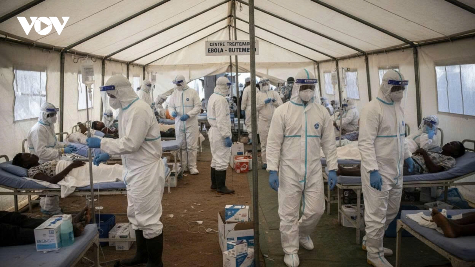 Anh viện trợ hơn 50 triệu bảng giúp Congo ứng phó Ebola