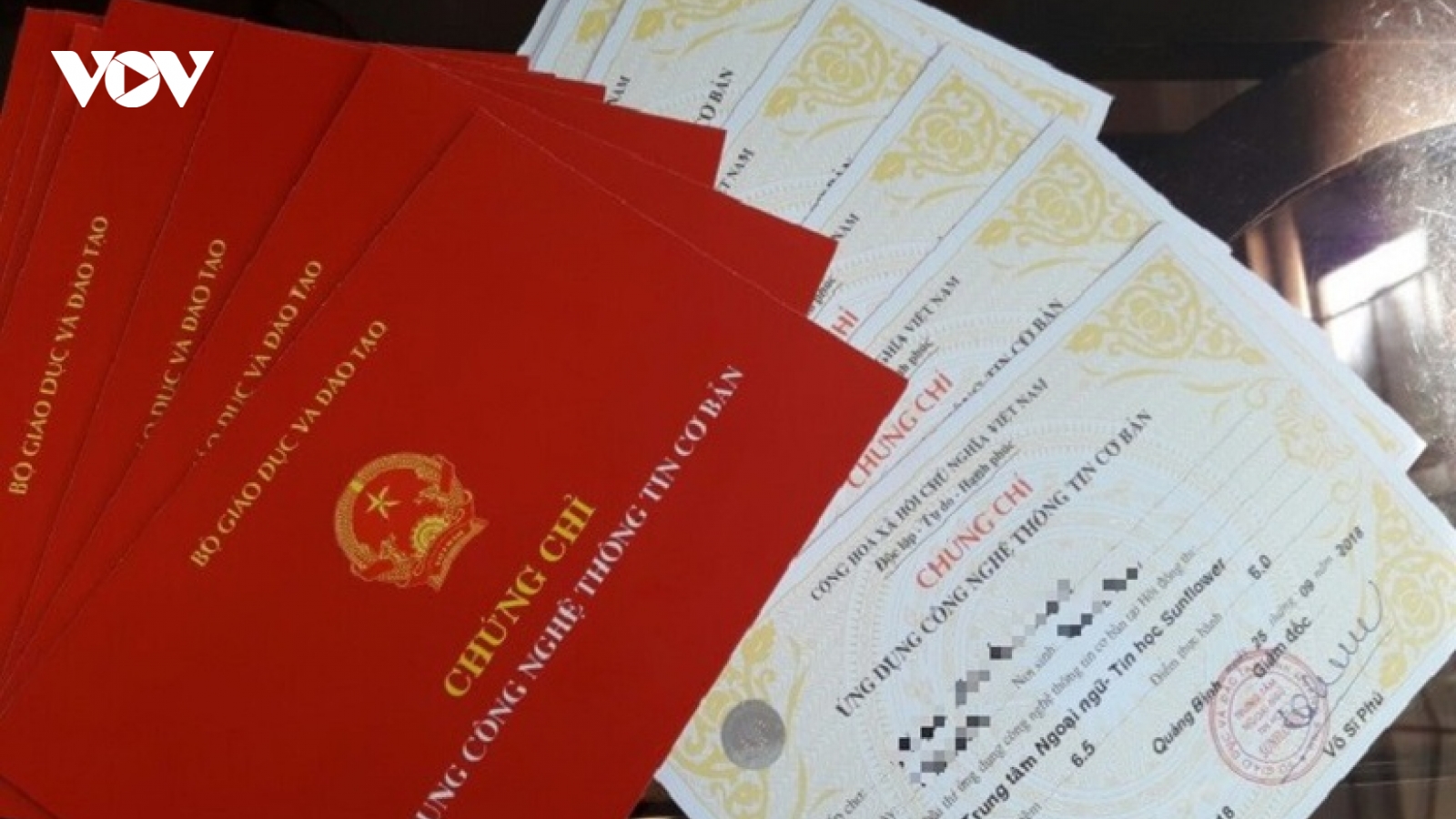 Giá trị thật sau tấm bằng