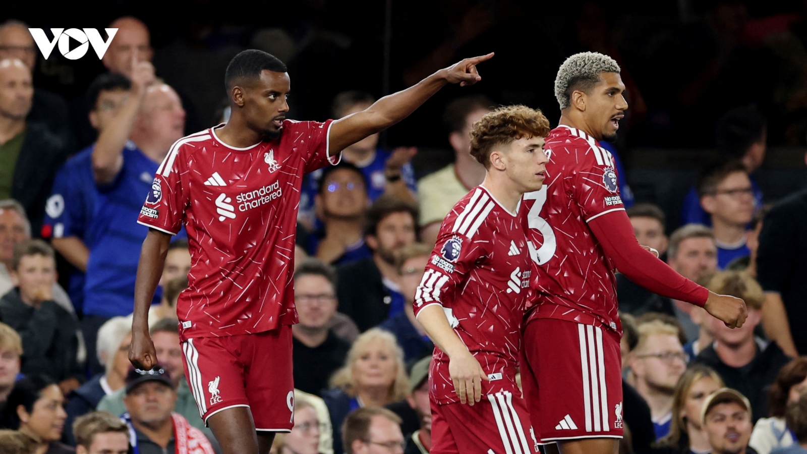 Bảng xếp hạng Ngoại hạng Anh mới nhất: Liverpool hâm nóng đường đua vô địch