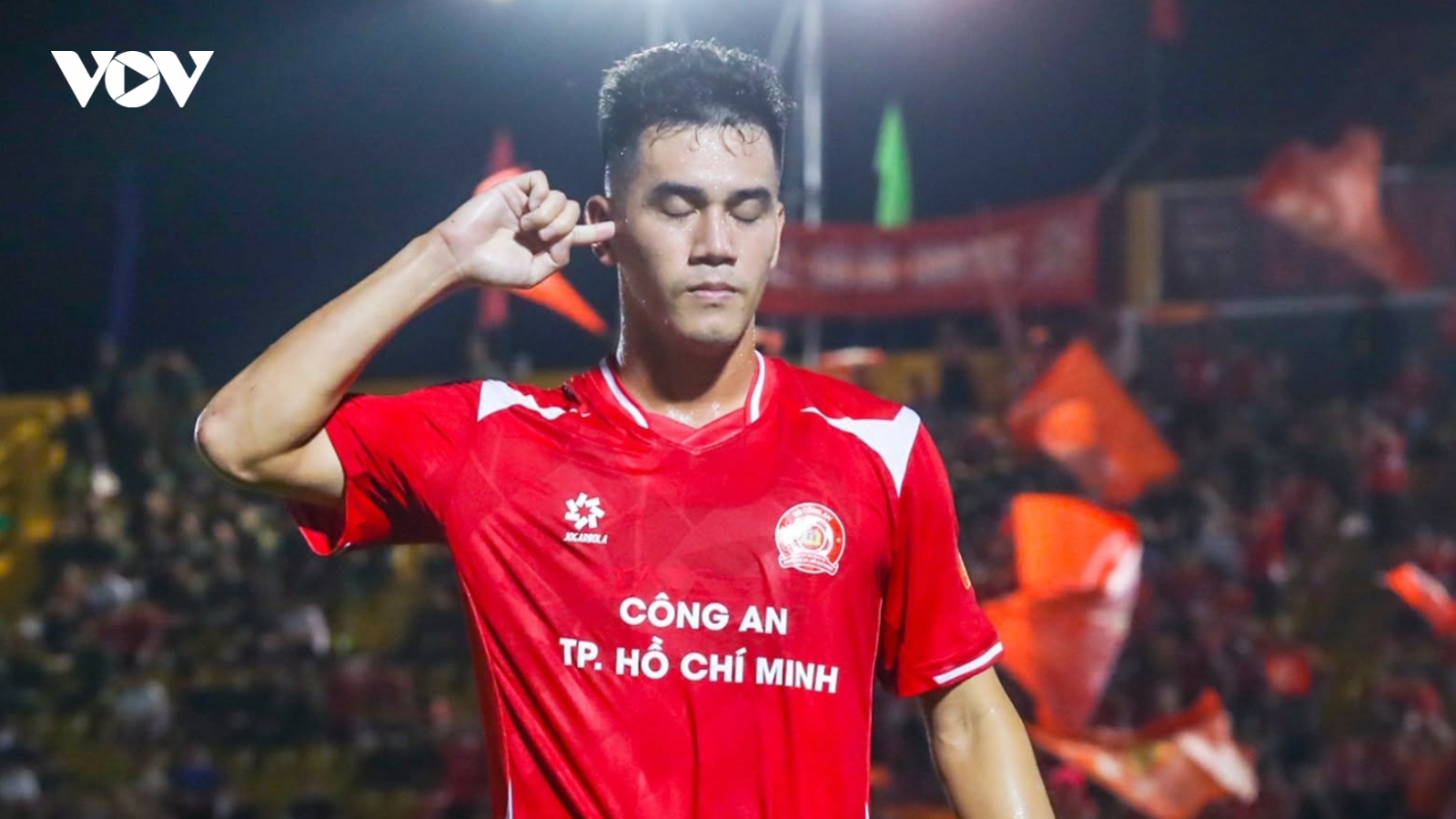 Bảng xếp hạng Vua phá lưới V-League: Tiến Linh ghi điểm với HLV Kim Sang Sik