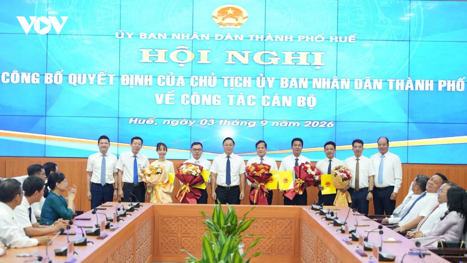 Thành phố Huế điều động, bổ nhiệm nhiều cán bộ lãnh đạo