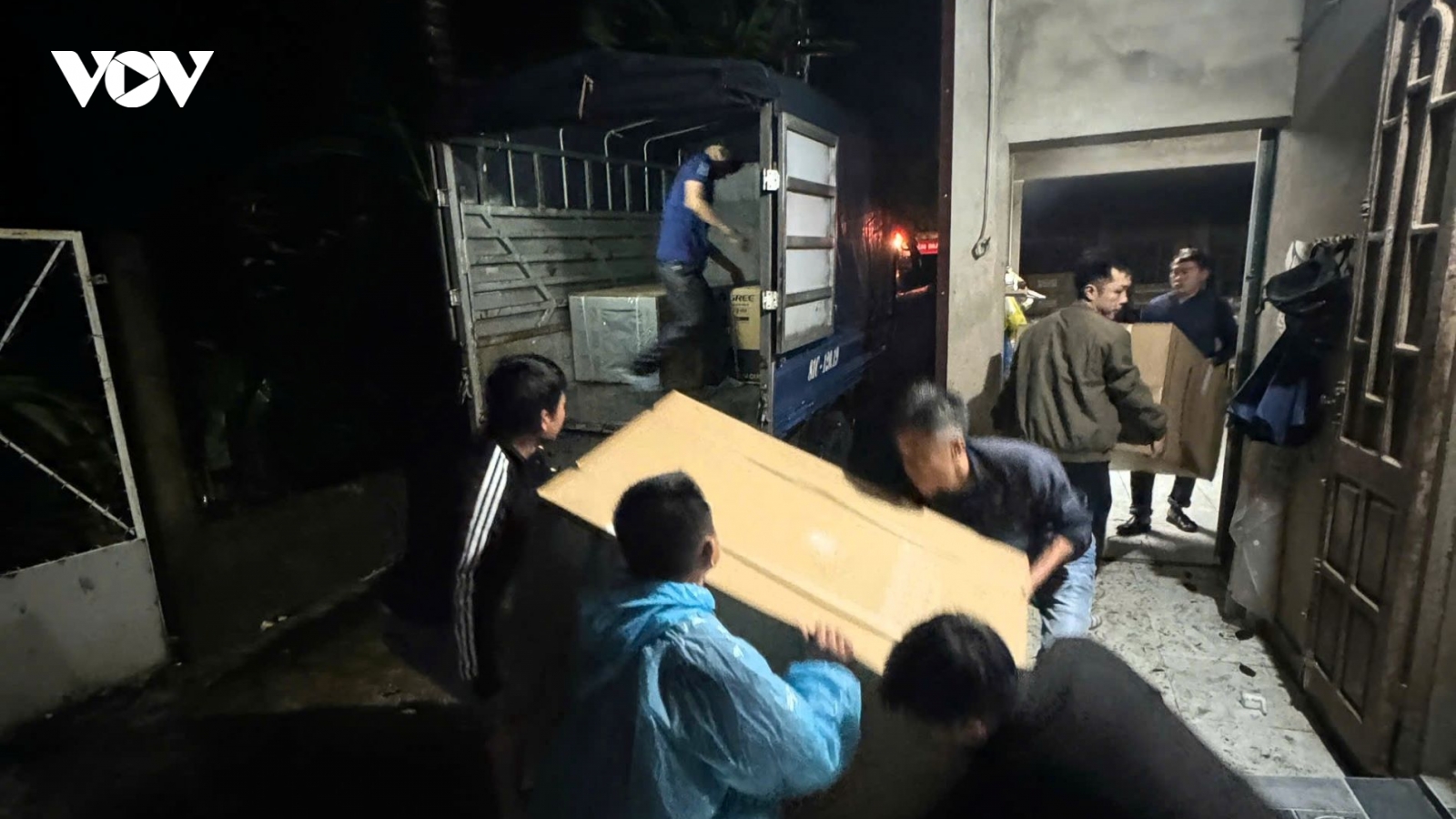 Mưa lũ Quảng Trị: Di dời 59 hộ dân trong đêm