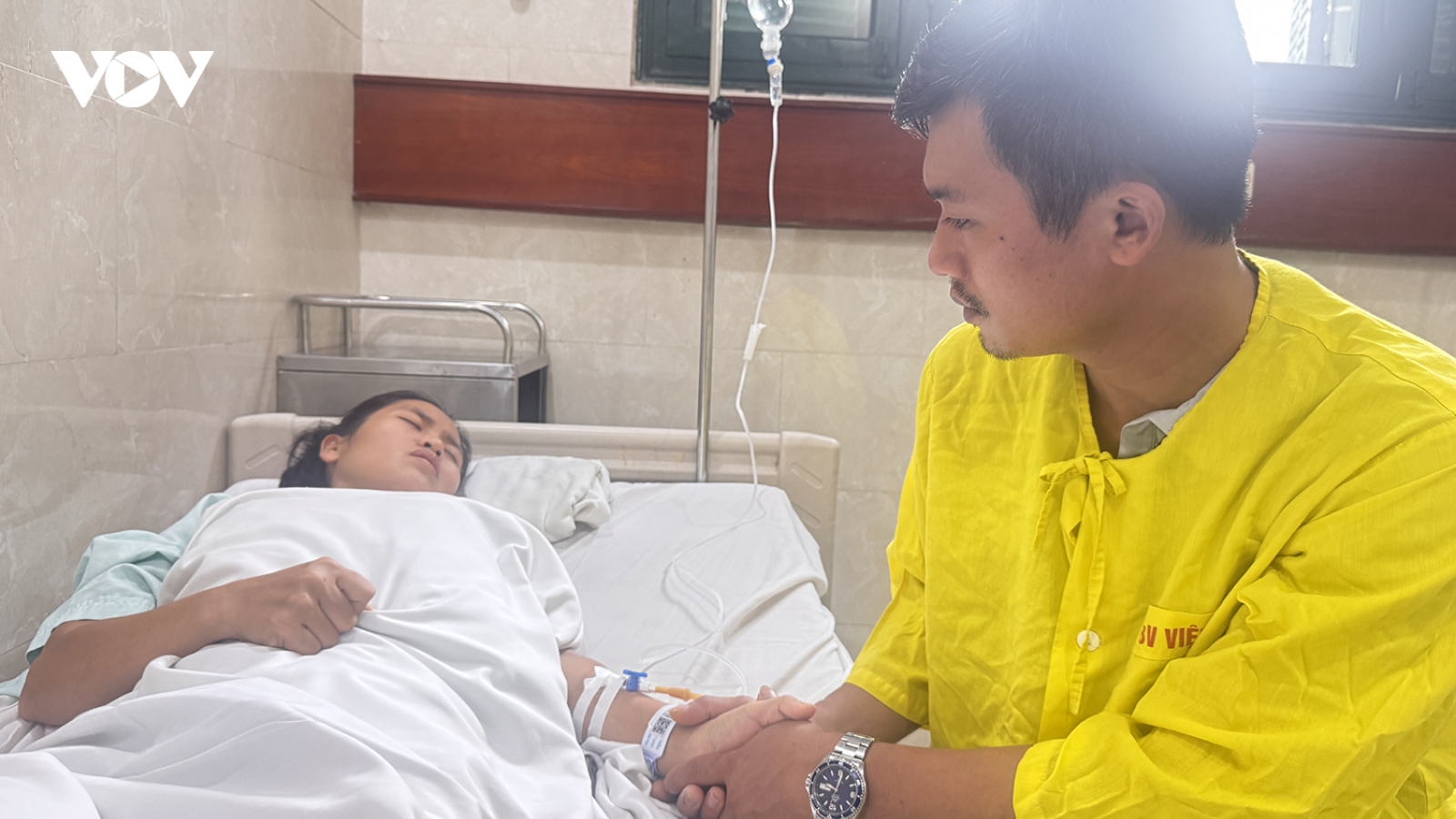 Cô giáo bị nạn khi lao ra cứu bé 2 tuổi, đau đáu mong ngày trở về