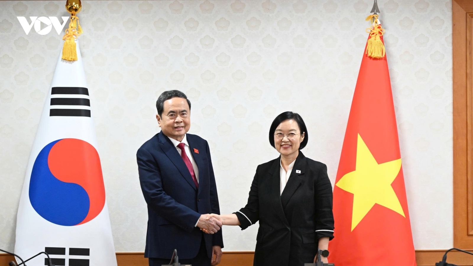 Chủ tịch Quốc hội Trần Thanh Mẫn hội kiến Thủ tướng Hàn Quốc