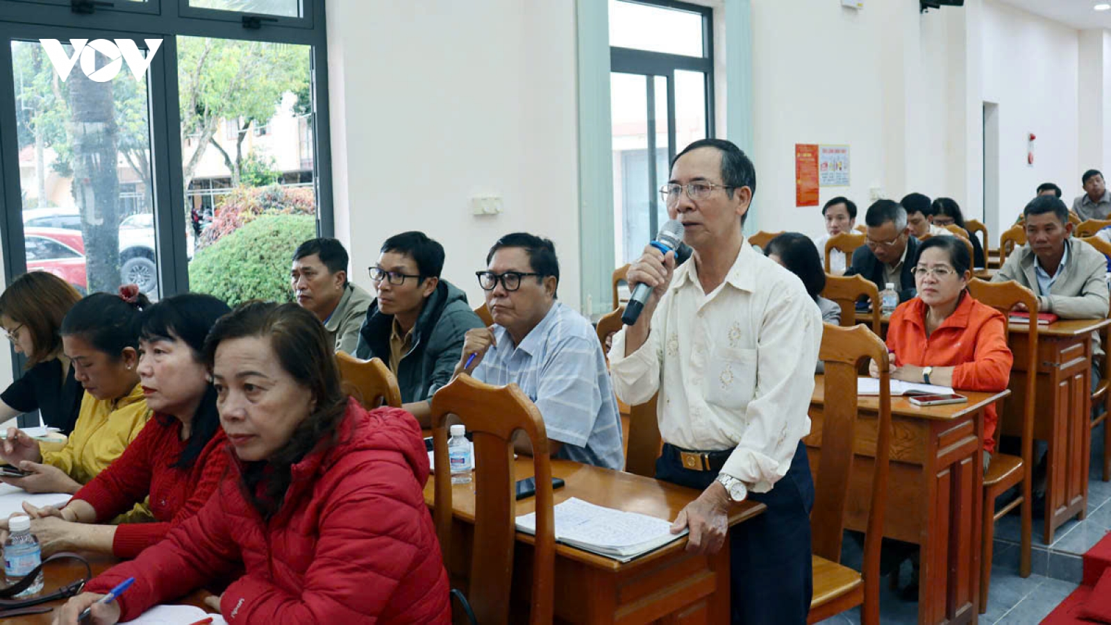 Cử tri Lâm Đồng kiến nghị đẩy nhanh các tuyến cao tốc, mở đường cho nông sản