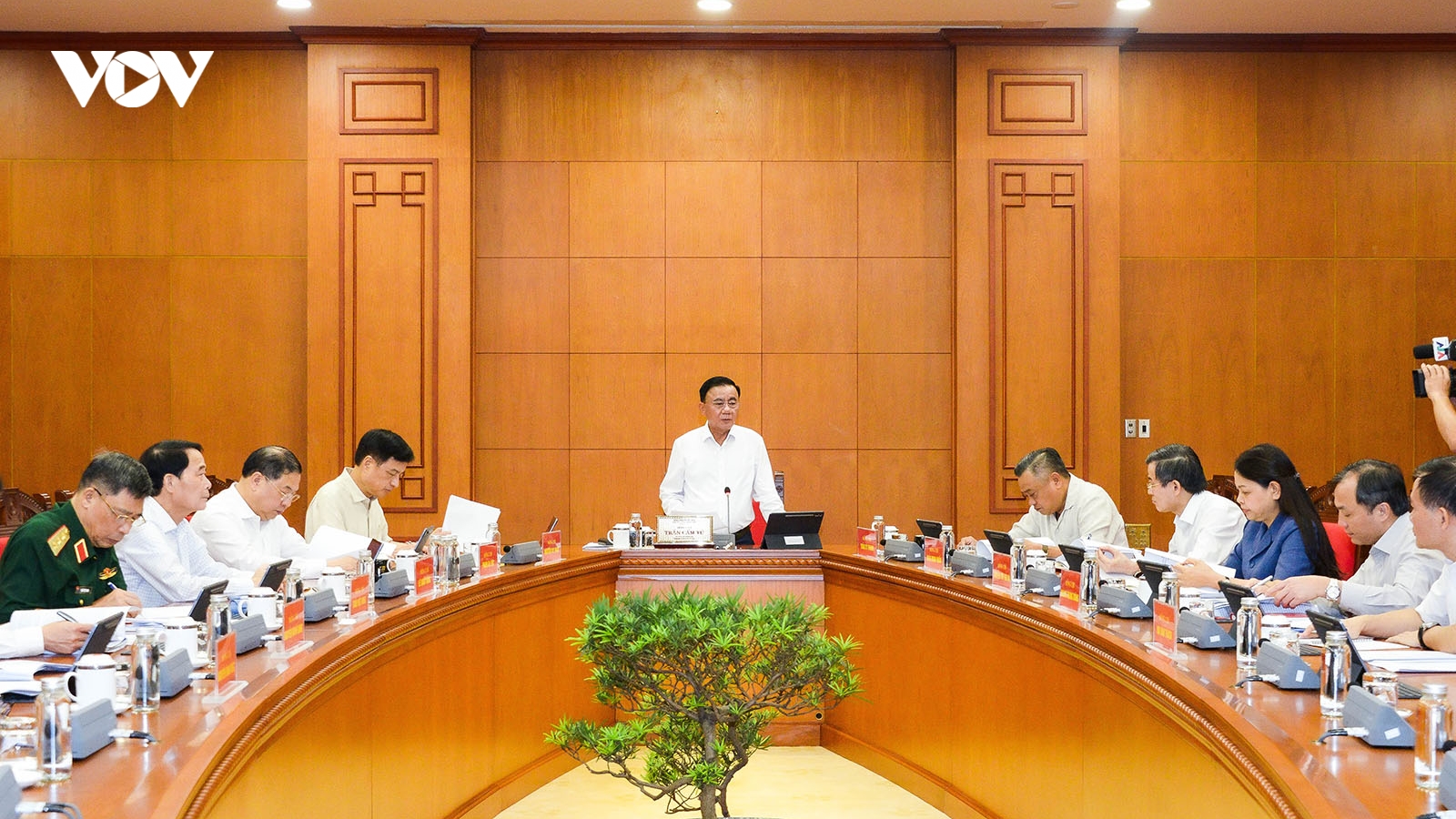 Thường trực Ban Bí thư chủ trì cuộc làm việc về tổng kết 40 năm thực hiện Cương lĩnh