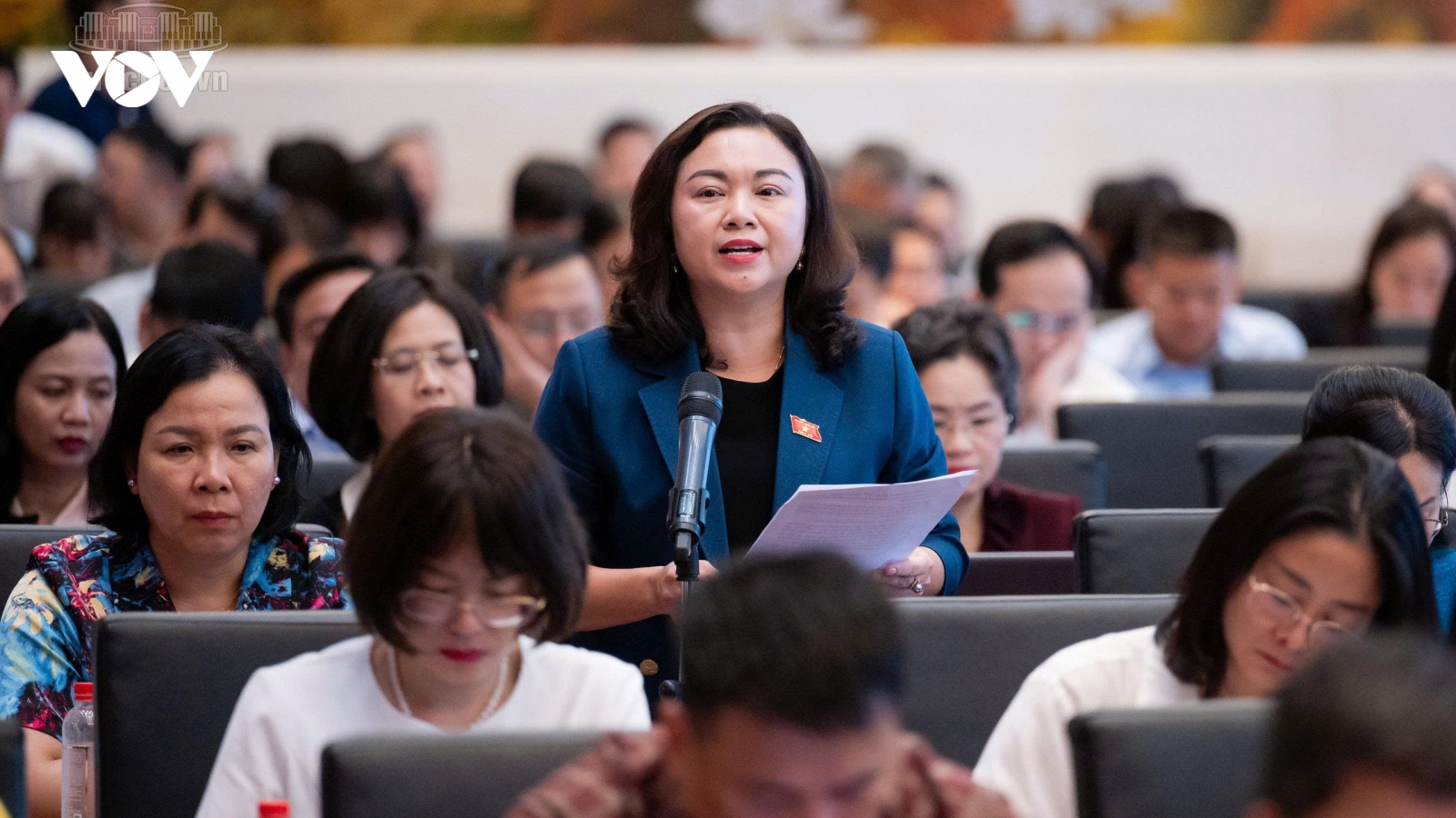 Lộ trình áp giá bán lẻ điện theo giờ, bỏ bù chéo: Cần đánh giá tác động tổng hợp