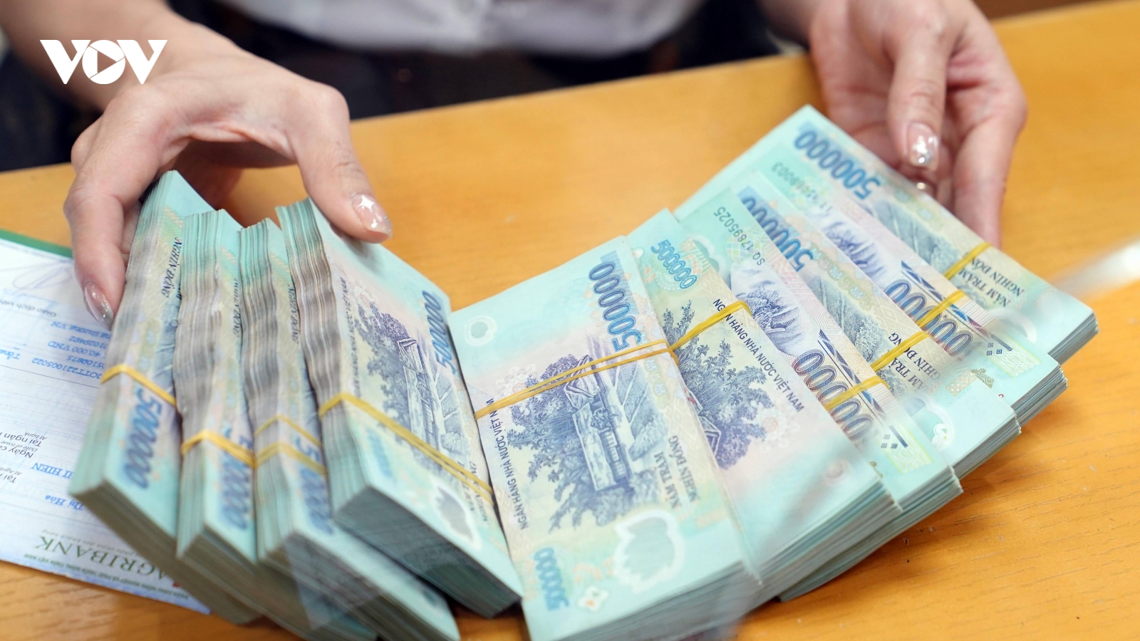 Lương tối thiểu vùng năm 2027 có thể đạt 5,7 triệu đồng/tháng?