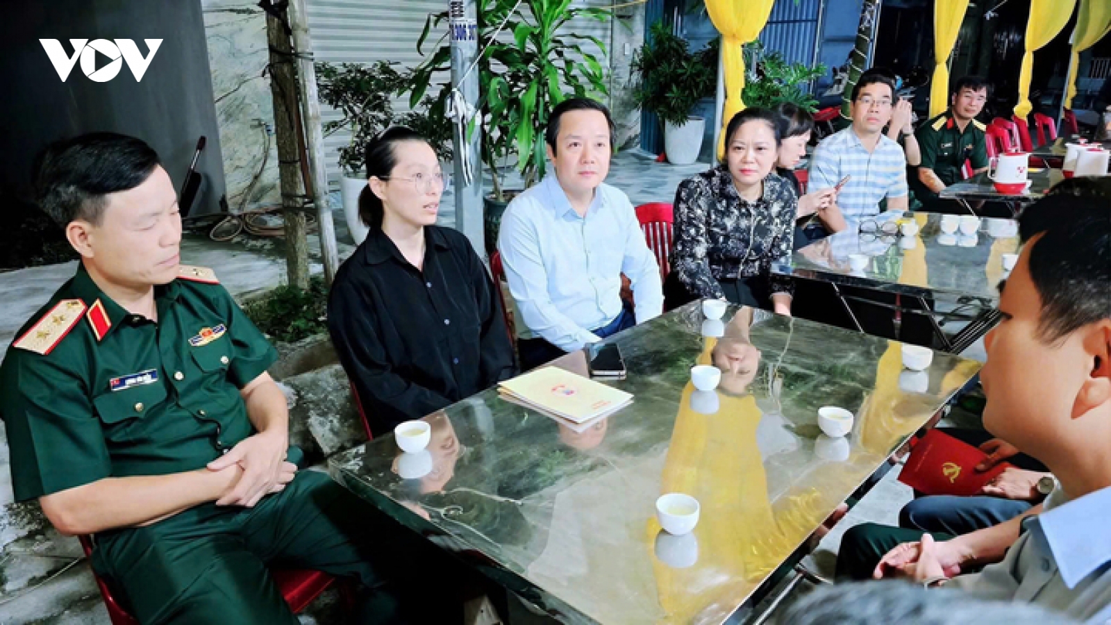 Bí thư Tỉnh ủy Hưng Yên chia buồn gia đình Thiếu tá hy sinh khi cứu người