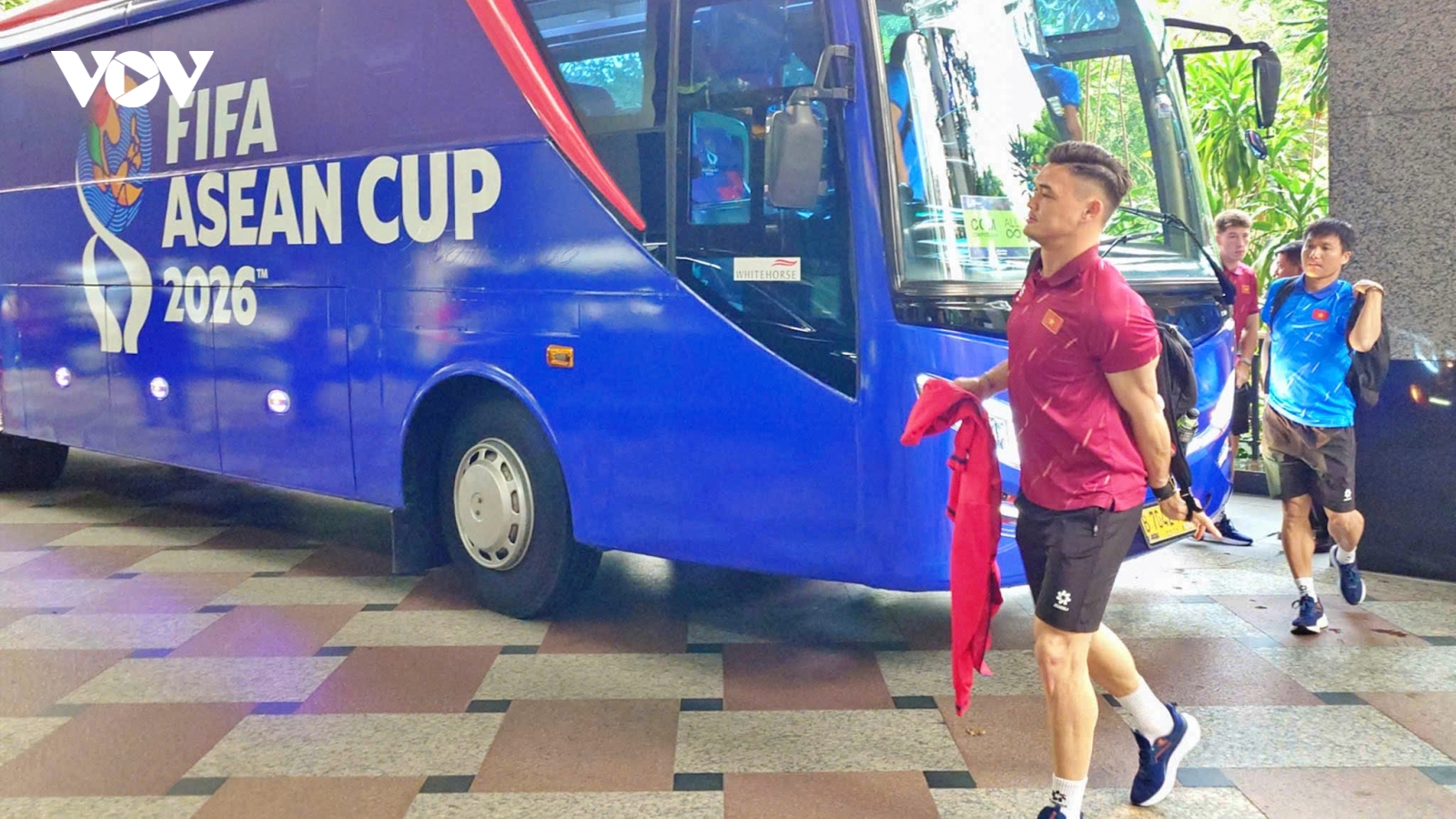 ĐT Việt Nam có mặt tại Jakarta, sẵn sàng quyết đấu Pakistan ở FIFA ASEAN Cup