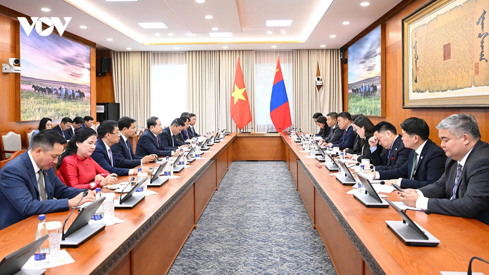 Parliamentary groups urged to deepen Vietnam-Mongolia relations