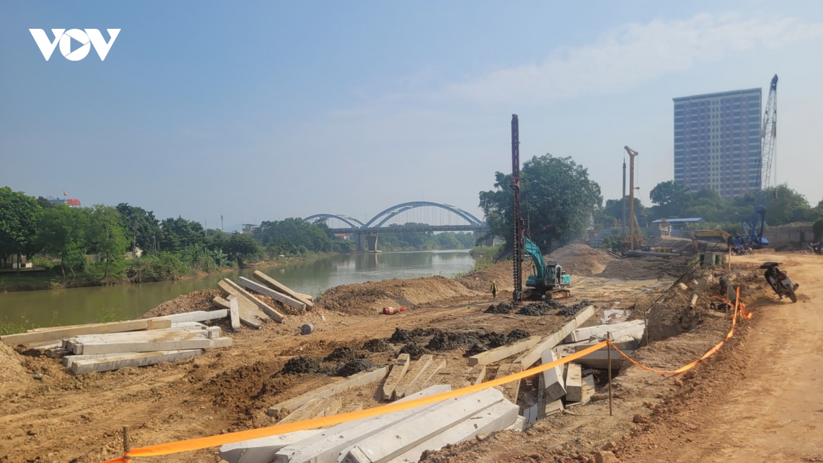 Thái Nguyên: Đồng thuận mở đường cho tuyến đê hữu sông Cầu