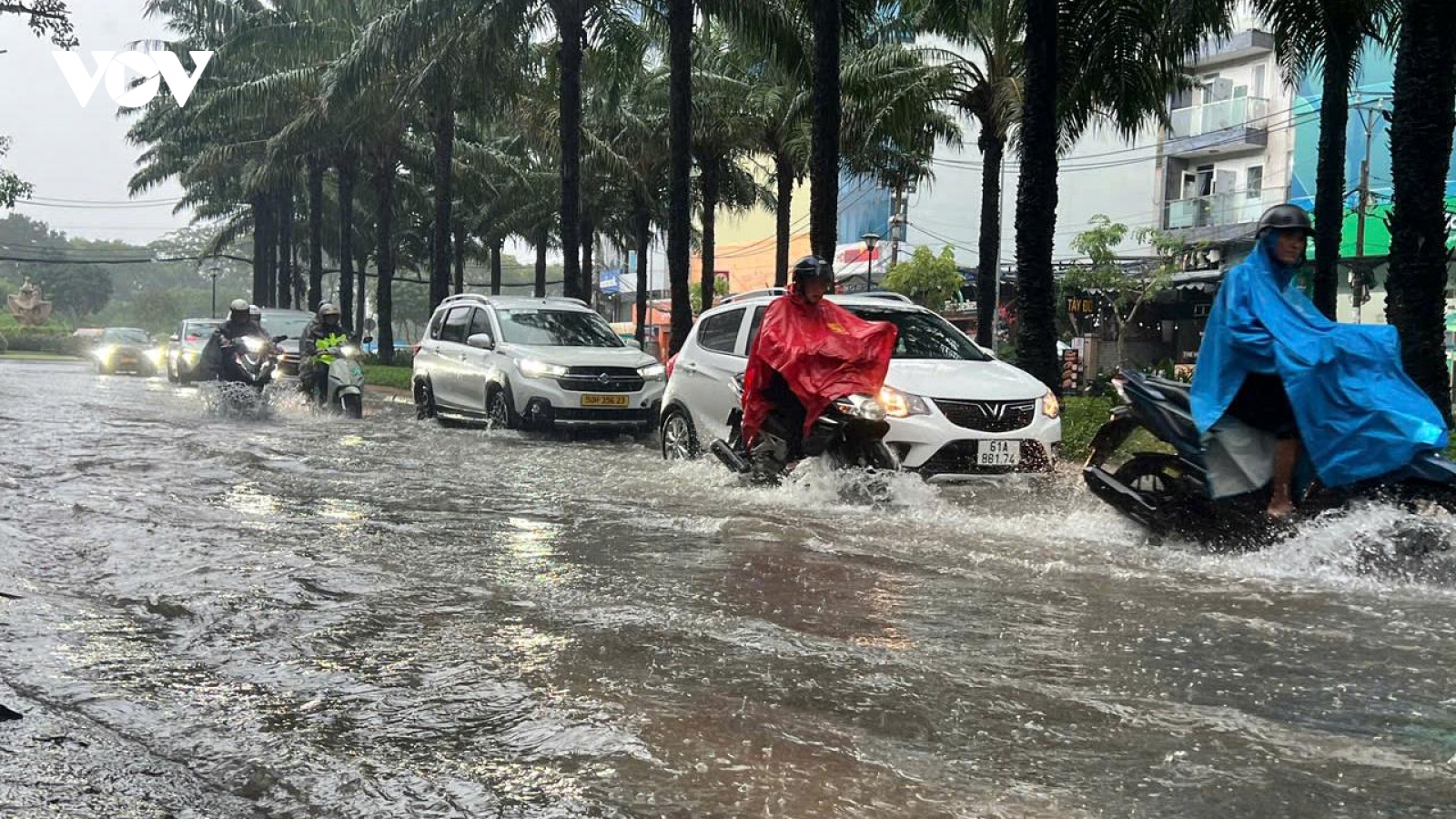 Từ 19 giờ hôm nay, TP.HCM có thể mưa rất to, cảnh báo ngập vùng trũng thấp