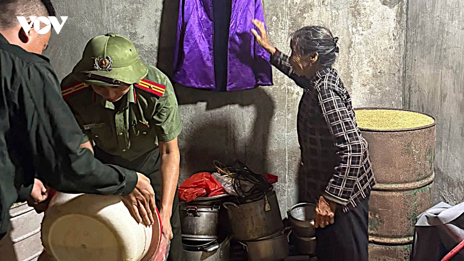 Mưa lớn gây ngập cục bộ, sạt lở tại Hà Tĩnh