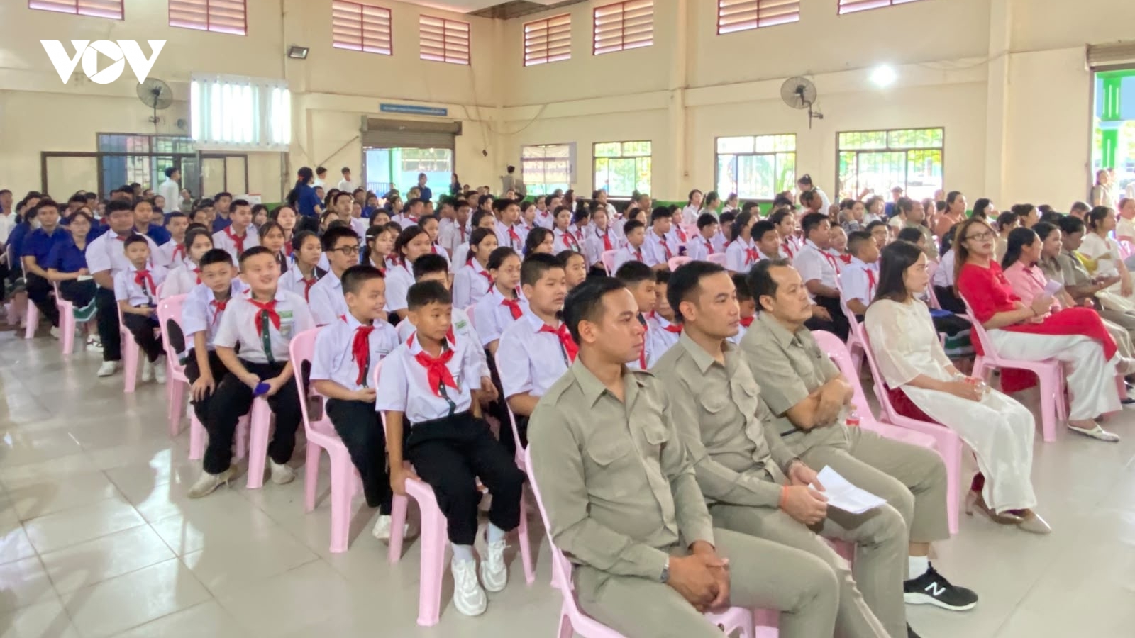 Trường song ngữ Lào - Việt Nam Nguyễn Du khai giảng năm học 2026 - 2027
