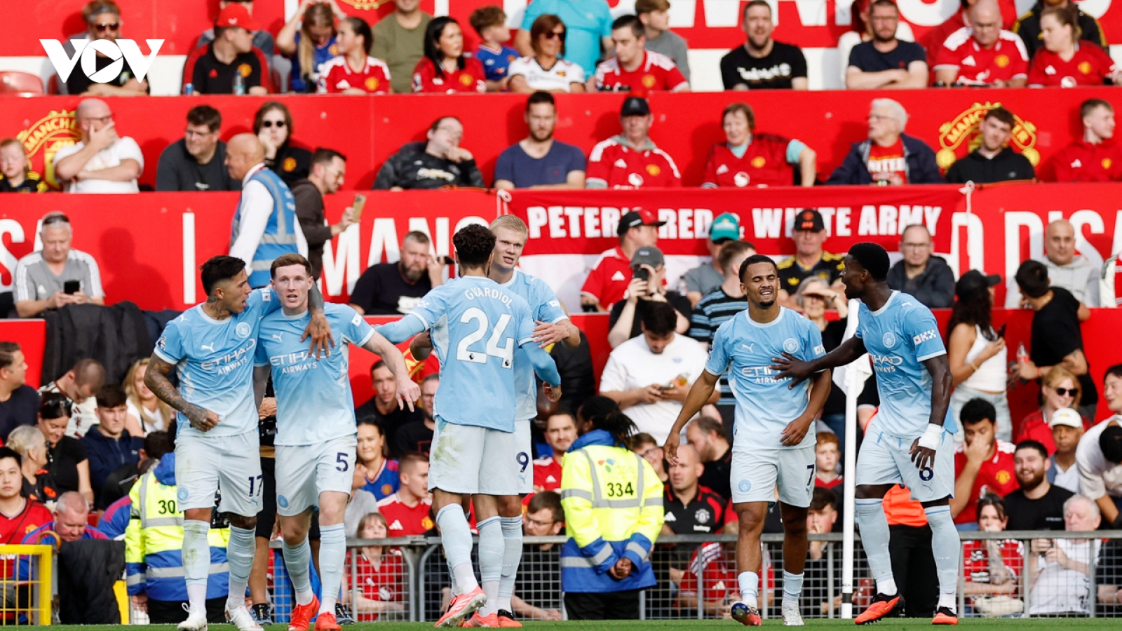 Bảng xếp hạng ngoại hạng Anh mới nhất: Man City bám đuổi Arsenal