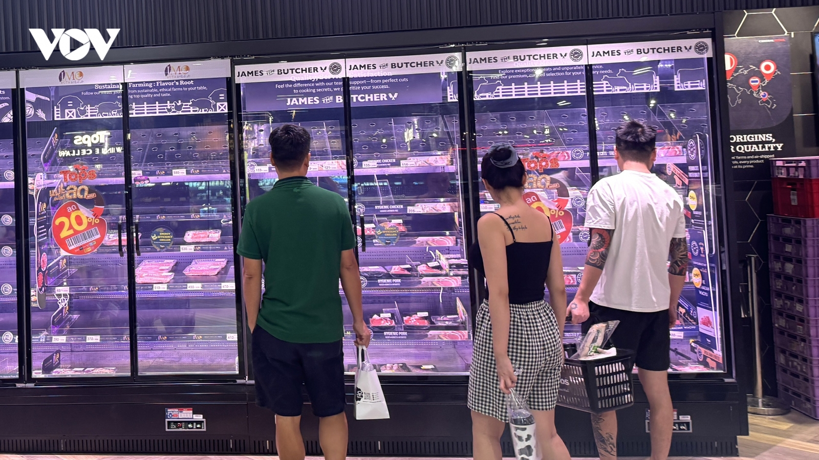 Chính phủ Thái Lan ngăn găm hàng, tăng giá giữa lũ lịch sử ở Bangkok