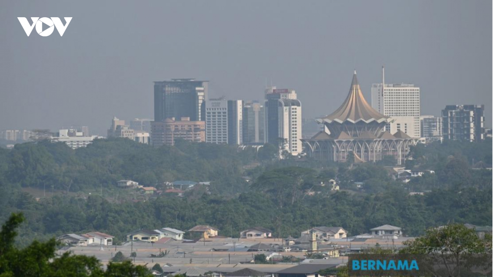 Malaysia đóng cửa hàng trăm trường học vì ô nhiễm không khí