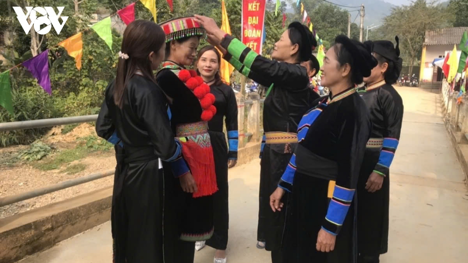 Những phụ nữ vùng cao ở Thái Nguyên tiên phong thúc đẩy môi trường xanh