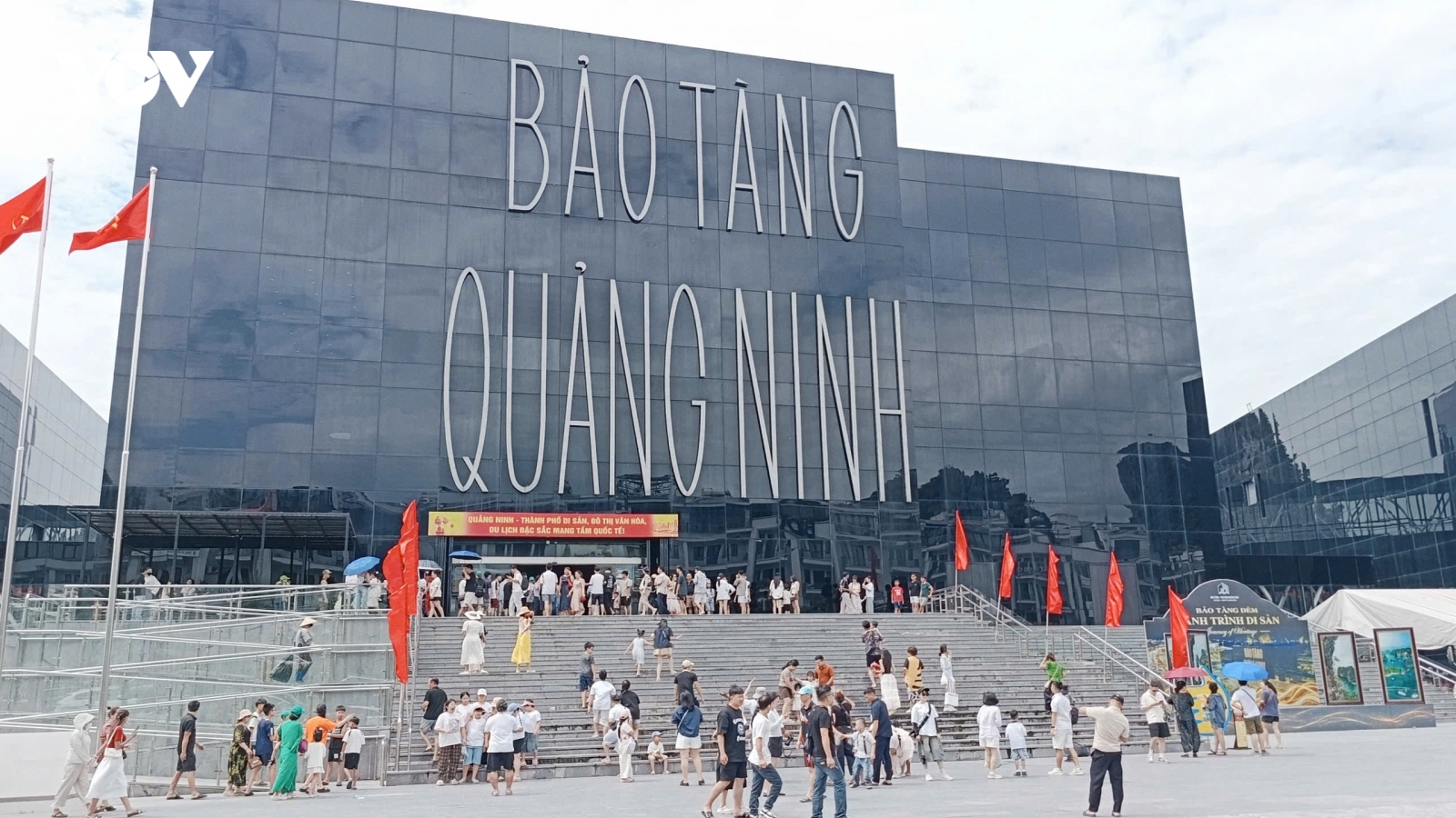 Quảng Ninh đón khoảng 113.000 lượt khách trong ngày 1/9