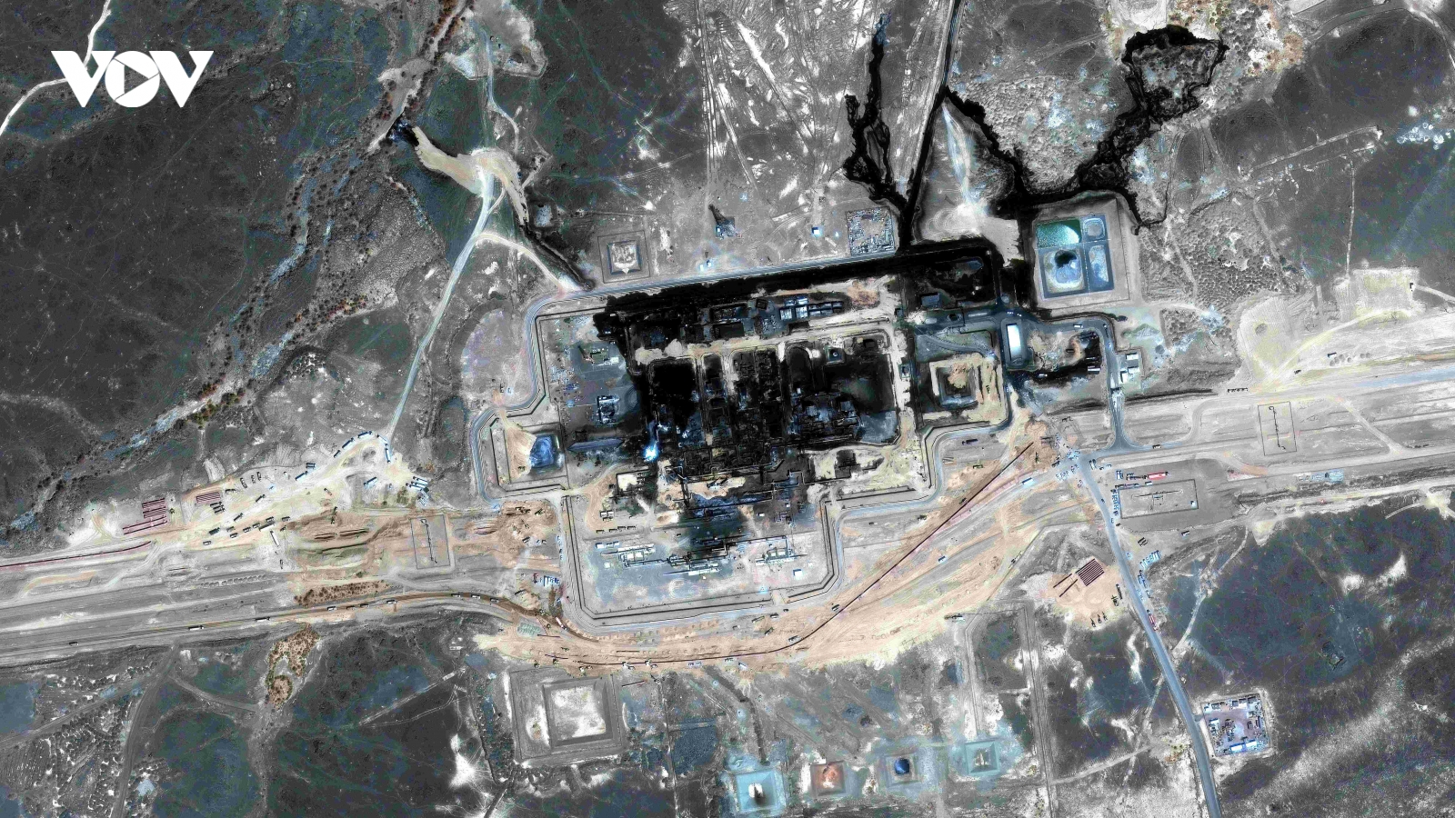 Saudi Arabia quyết nối lại đường ống dầu Đông - Tây trong vài ngày tới