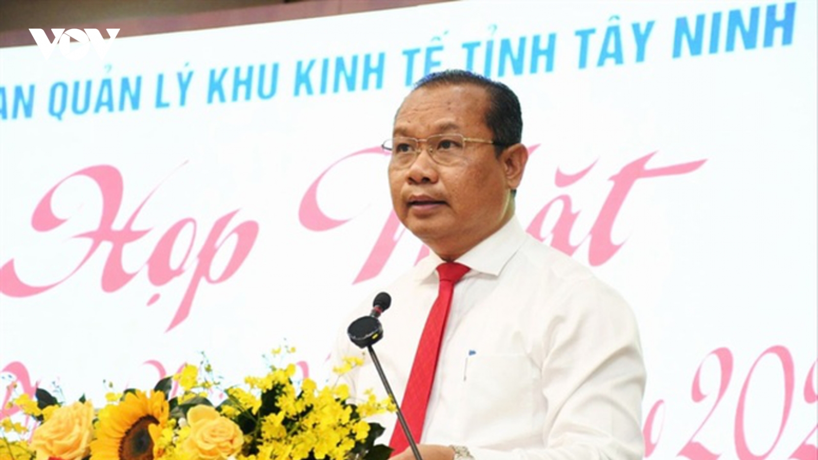 Phê chuẩn kết quả bầu, miễn nhiệm chức vụ Phó Chủ tịch UBND tỉnh Tây Ninh