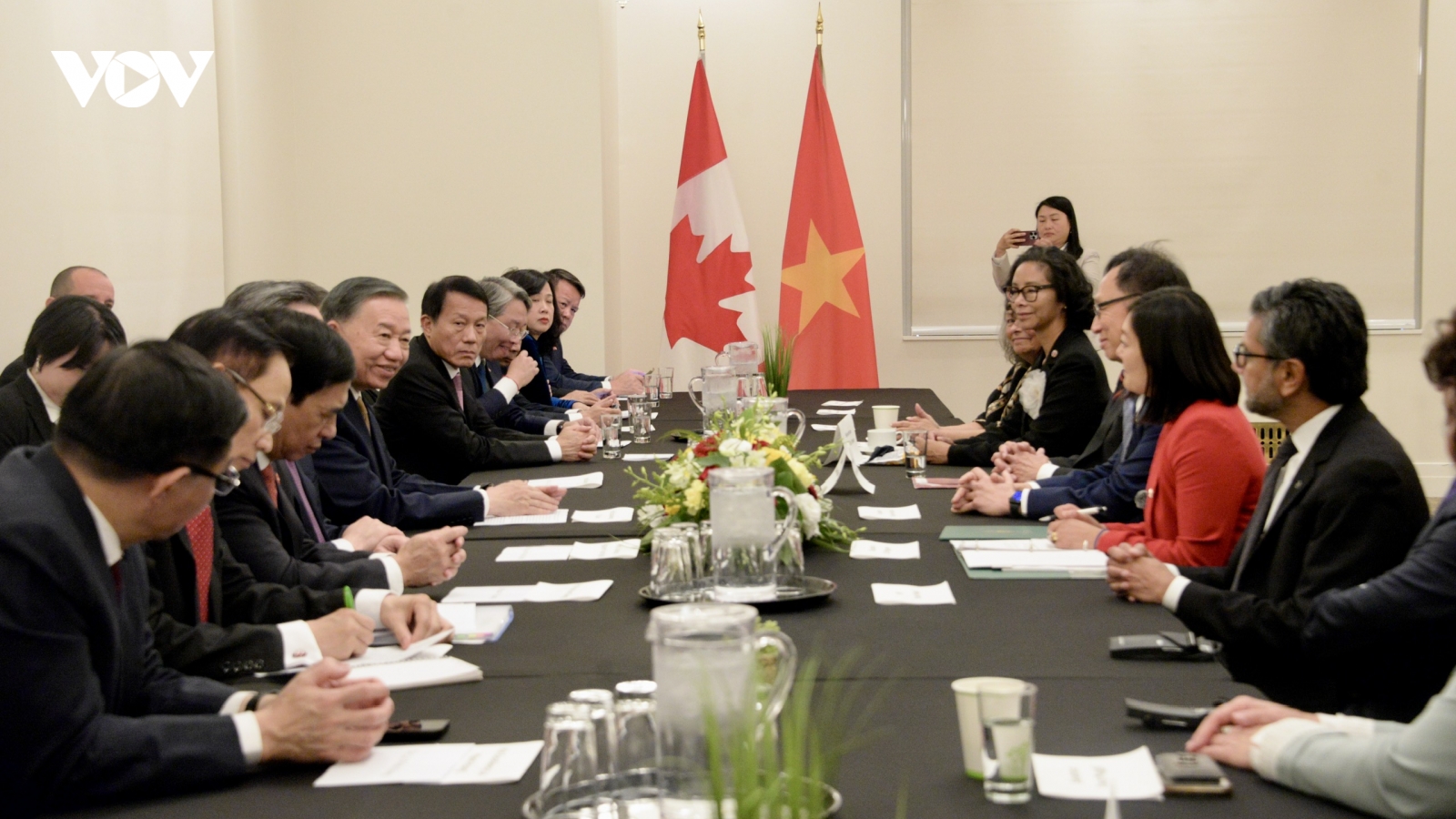 Tổng Bí thư, Chủ tịch nước Tô Lâm tiếp Nhóm Nghị sĩ hữu nghị Canada - Việt Nam