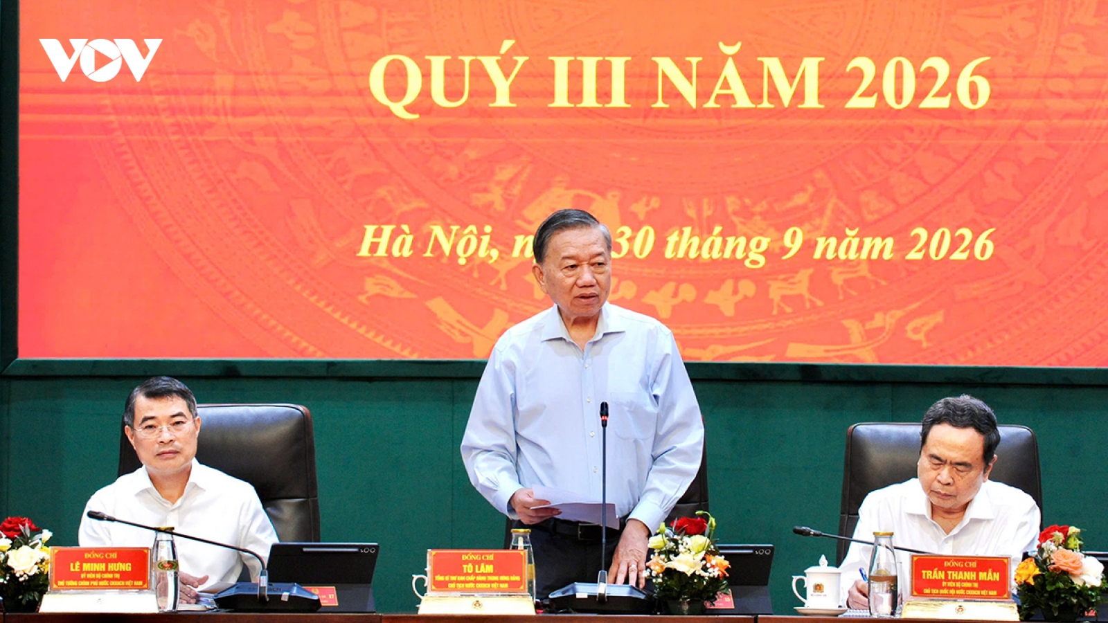 Top leader To Lam urges police force to shift towards proactive security
