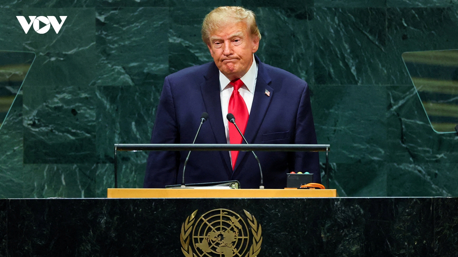 Ông Trump tuyên bố Mỹ sẽ gọi AI là "siêu trí tuệ"