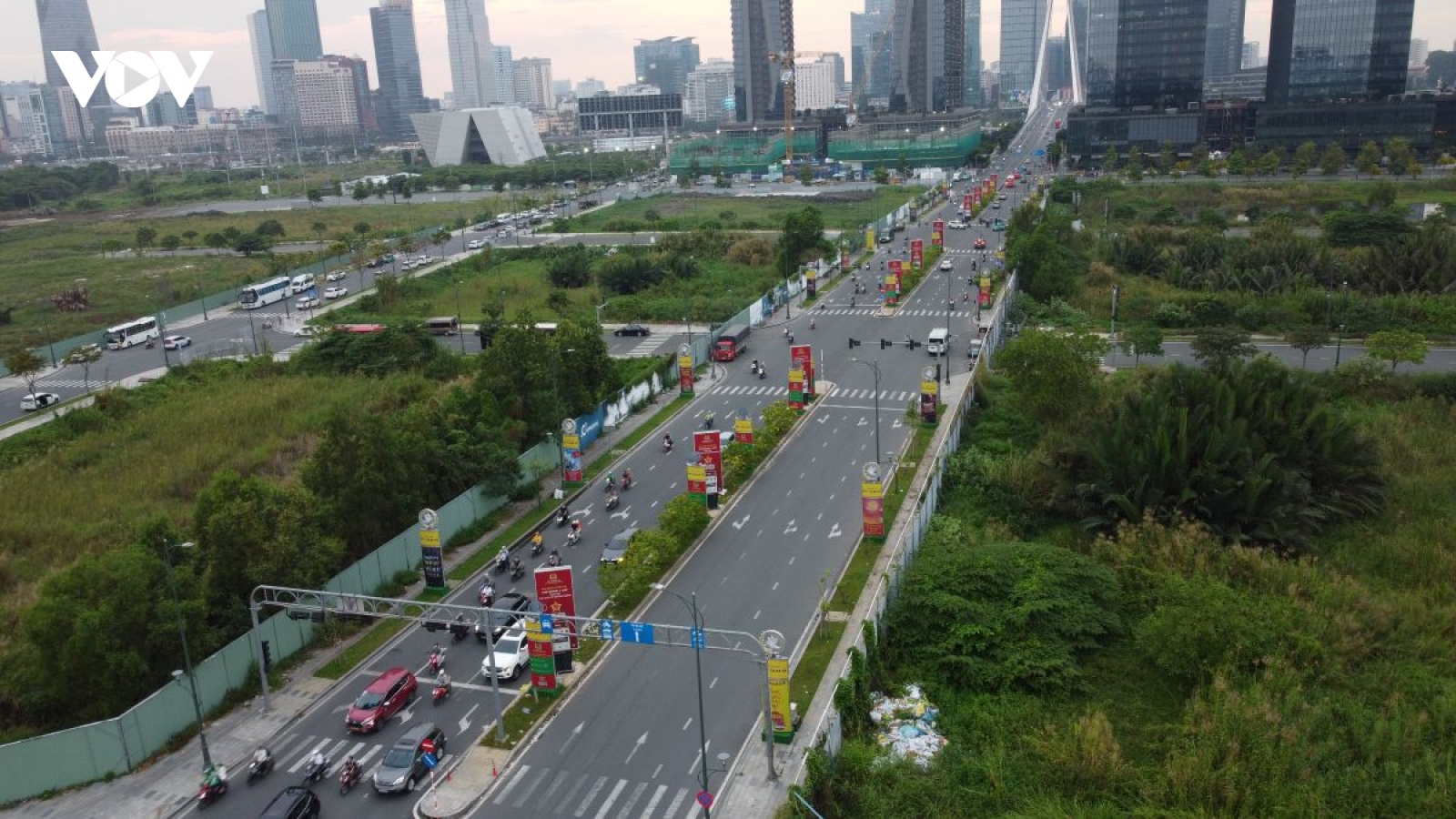 TP.HCM sẽ huy động vốn làm metro, cảng biển thông qua VIFC-HCMC