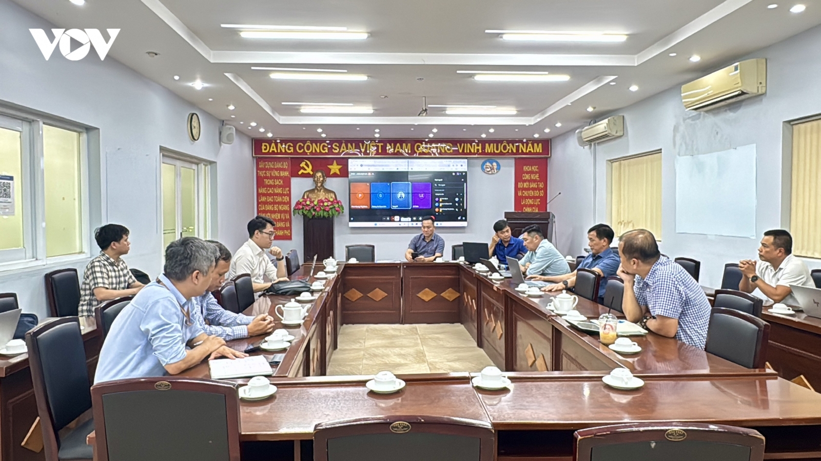 TP.HCM kết nối, hỗ trợ triển khai Internet vệ tinh trên máy bay