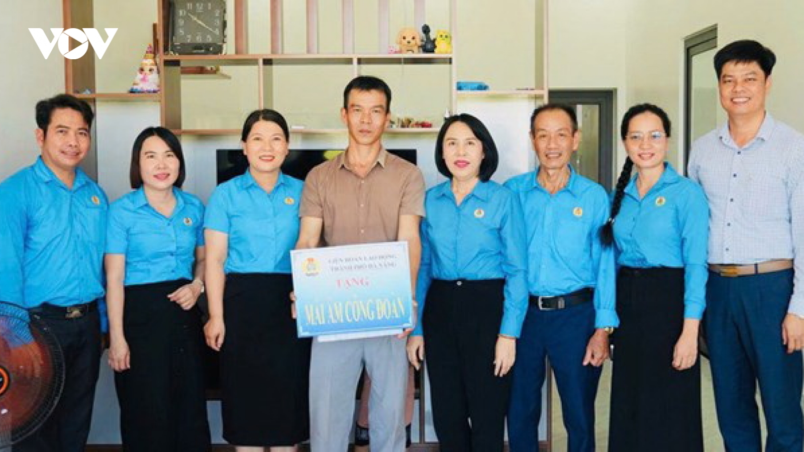 Trao “Mái ấm Công đoàn” tặng người lao động hoàn cảnh khó khăn ở Đà Nẵng