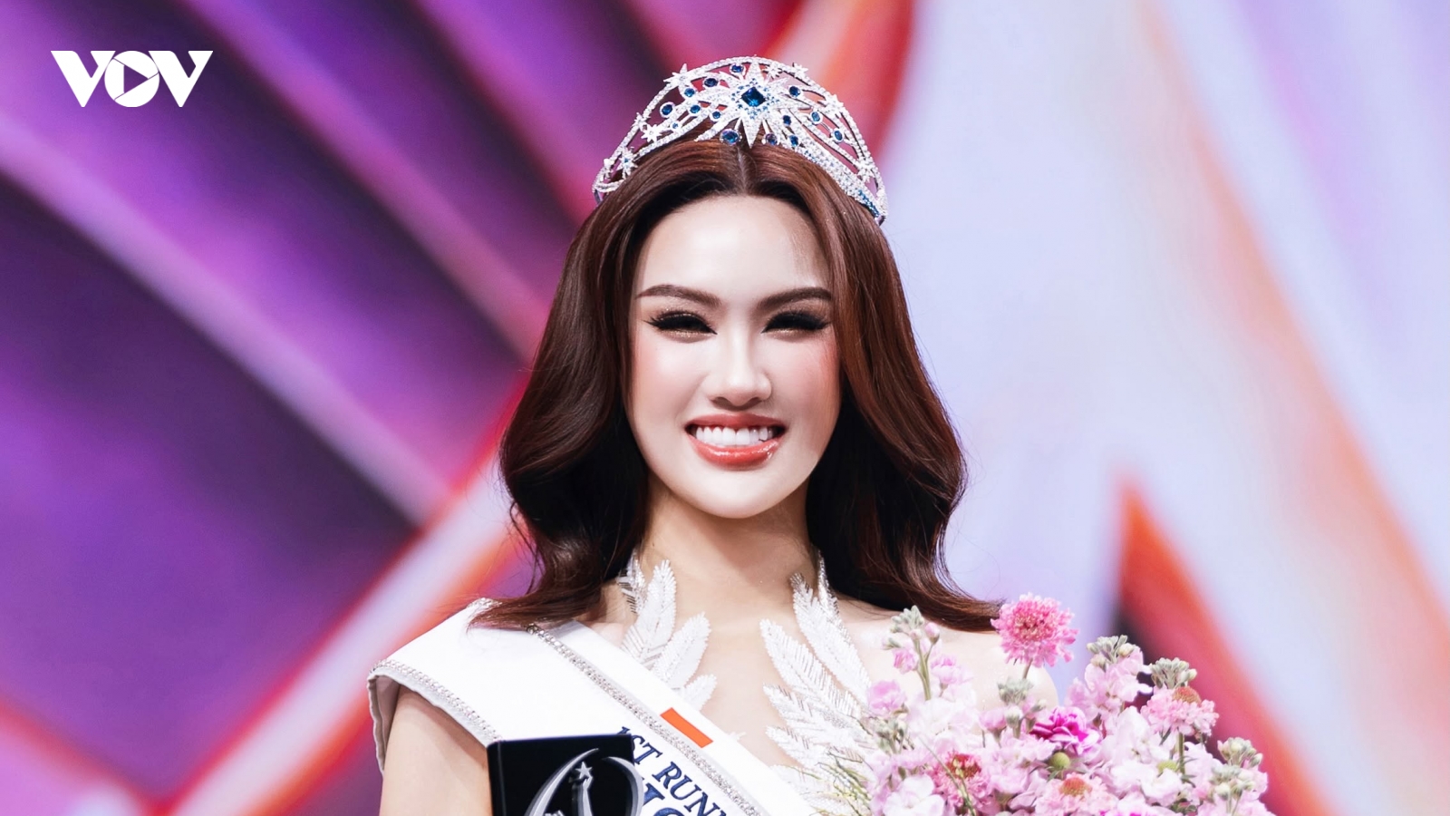 Vừa giành Á hậu 1 Miss Universe Vietnam, Trịnh Mỹ Anh mất danh hiệu quốc tế