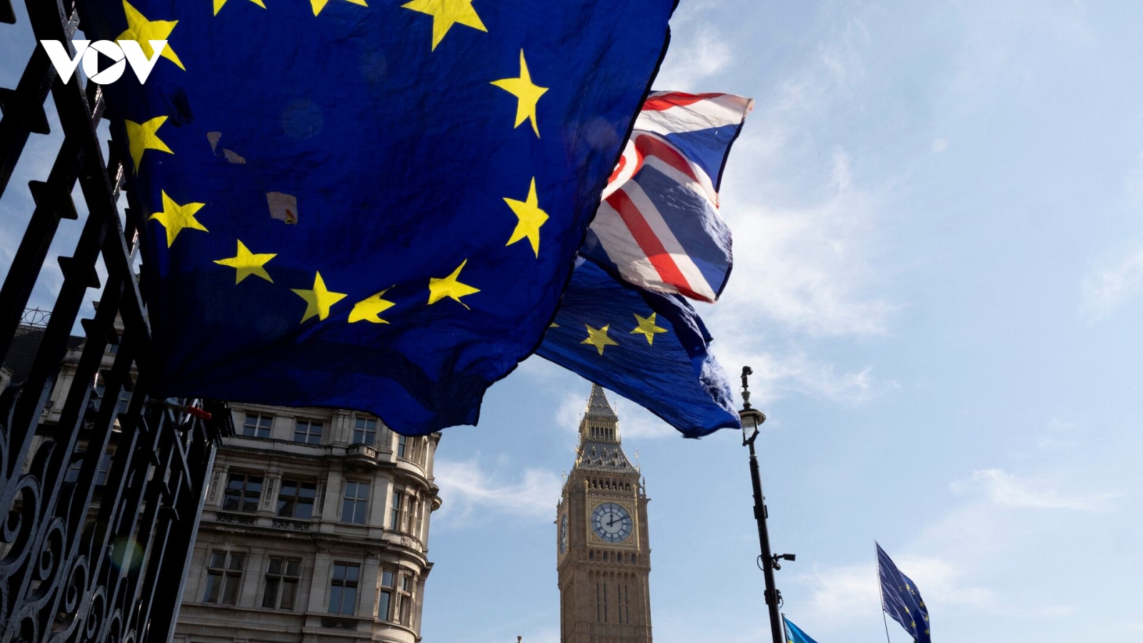 Pháp và Tây Ban Nha hoan nghênh khả năng Anh tái gia nhập EU