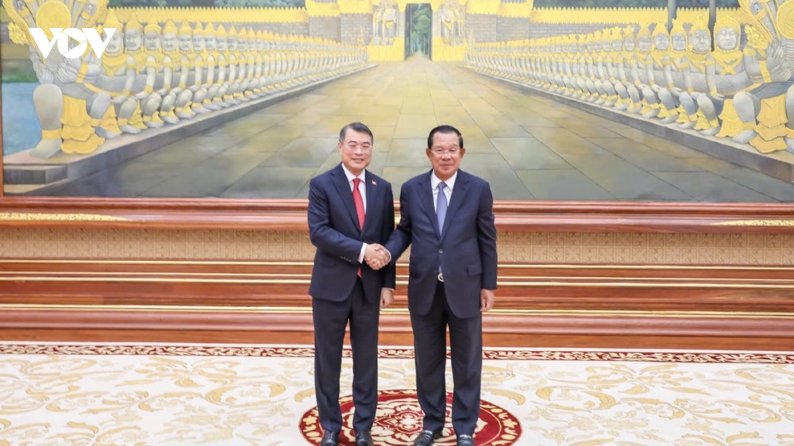 Thủ tướng hội kiến Chủ tịch CPP, Chủ tịch Thượng viện Campuchia Hun Sen
