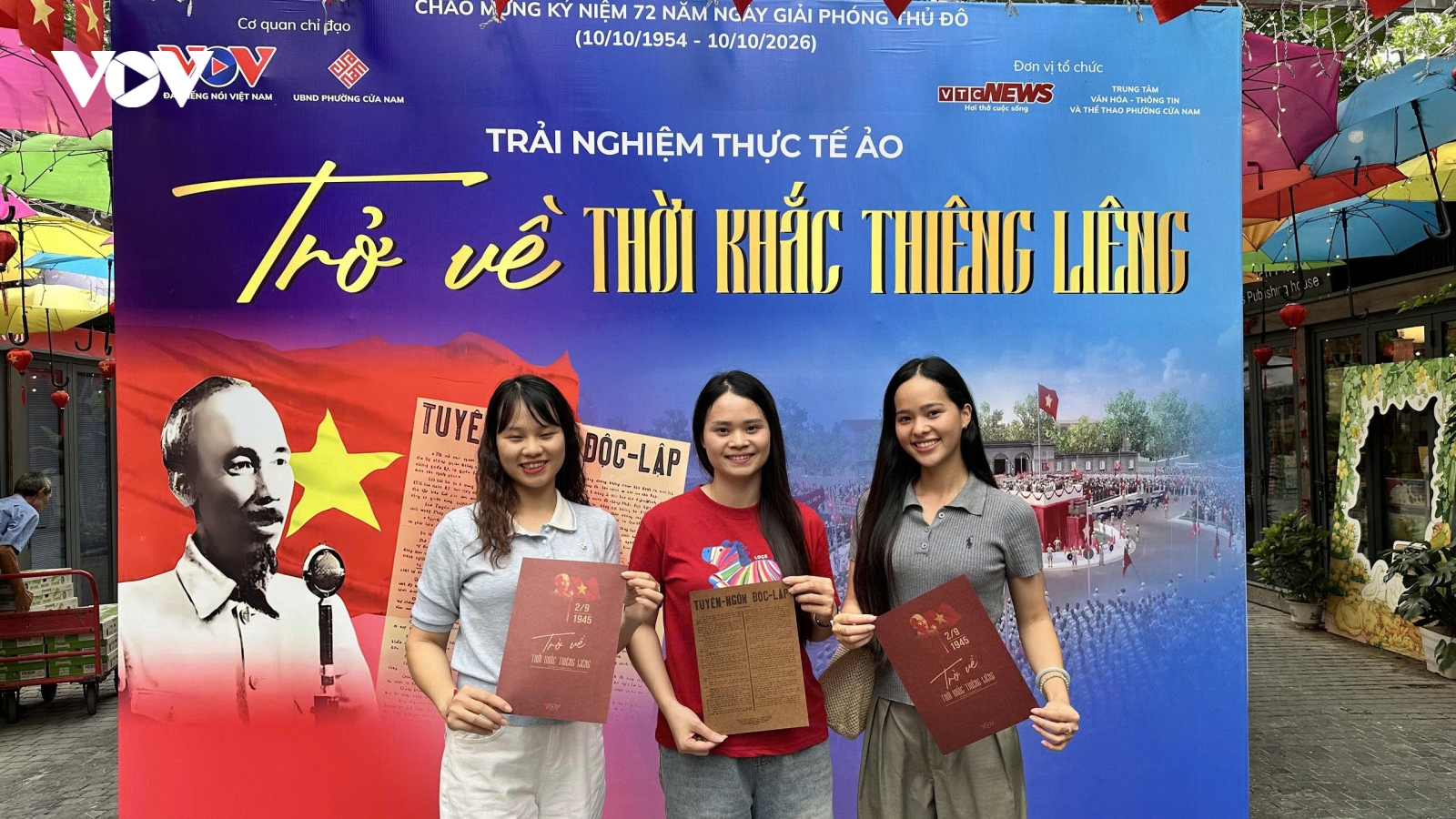 Đeo kính VR, sống lại thời khắc Bác Hồ đọc Tuyên ngôn Độc lập