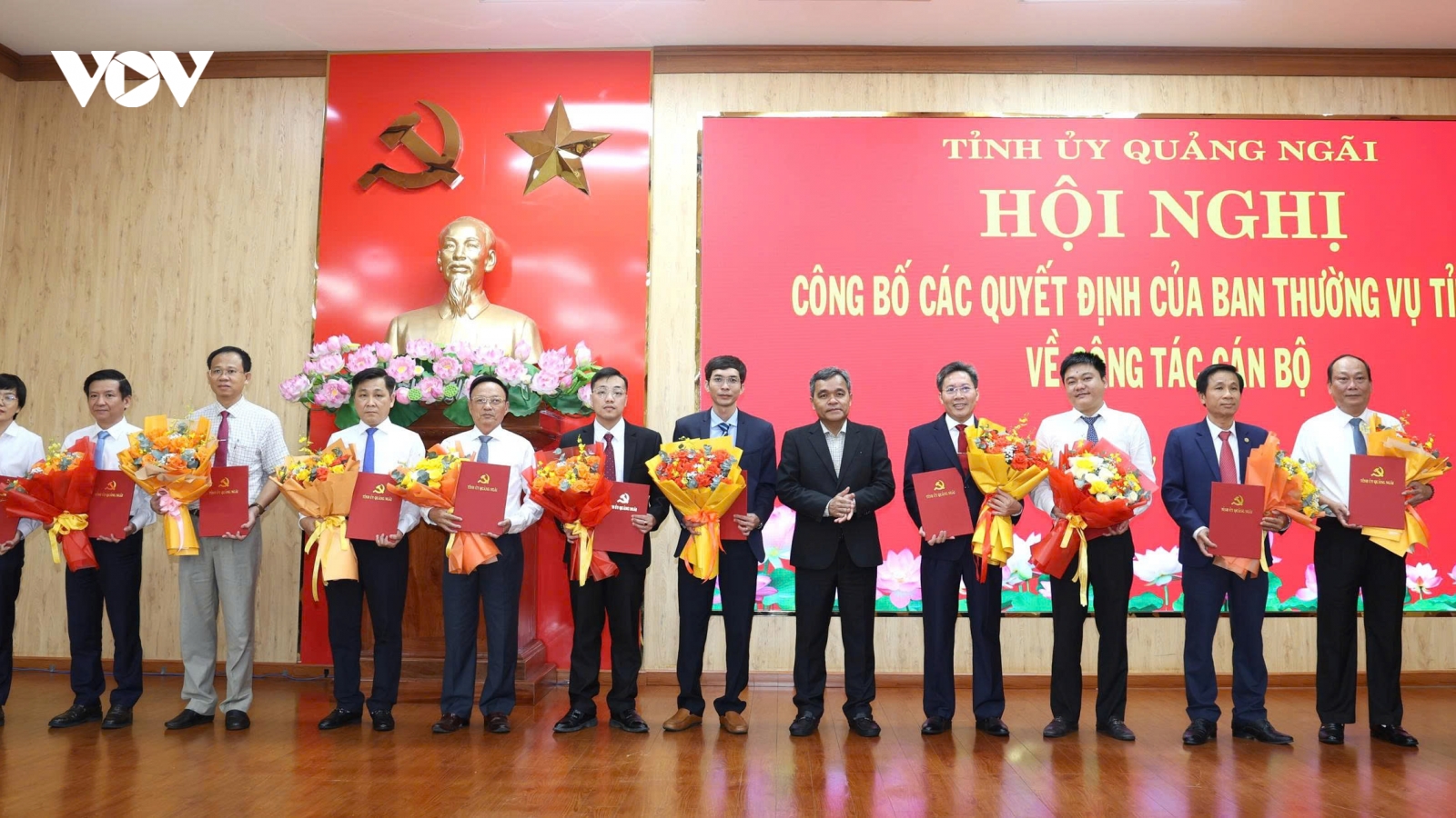 Quảng Ngãi điều động, luân chuyển nhiều cán bộ sở, ngành, địa phương