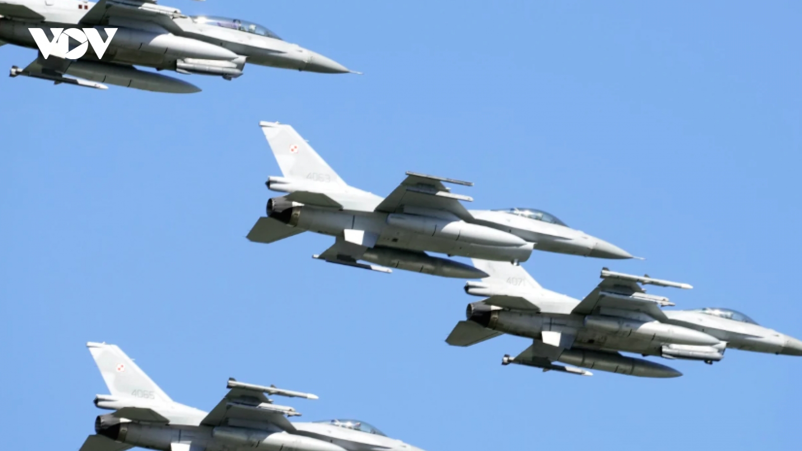 Hơn nửa phi đội F-16 của Ukraine tạm dừng hoạt động, lộ nút thắt 40 tuần
