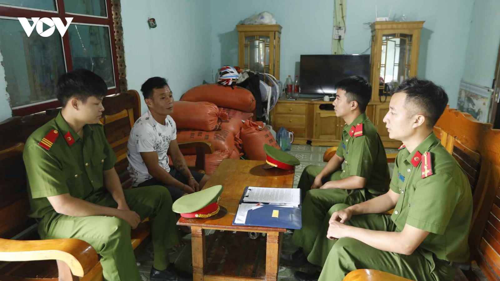 Từ những cuộc đời hồi sinh đến bản làng không ma túy