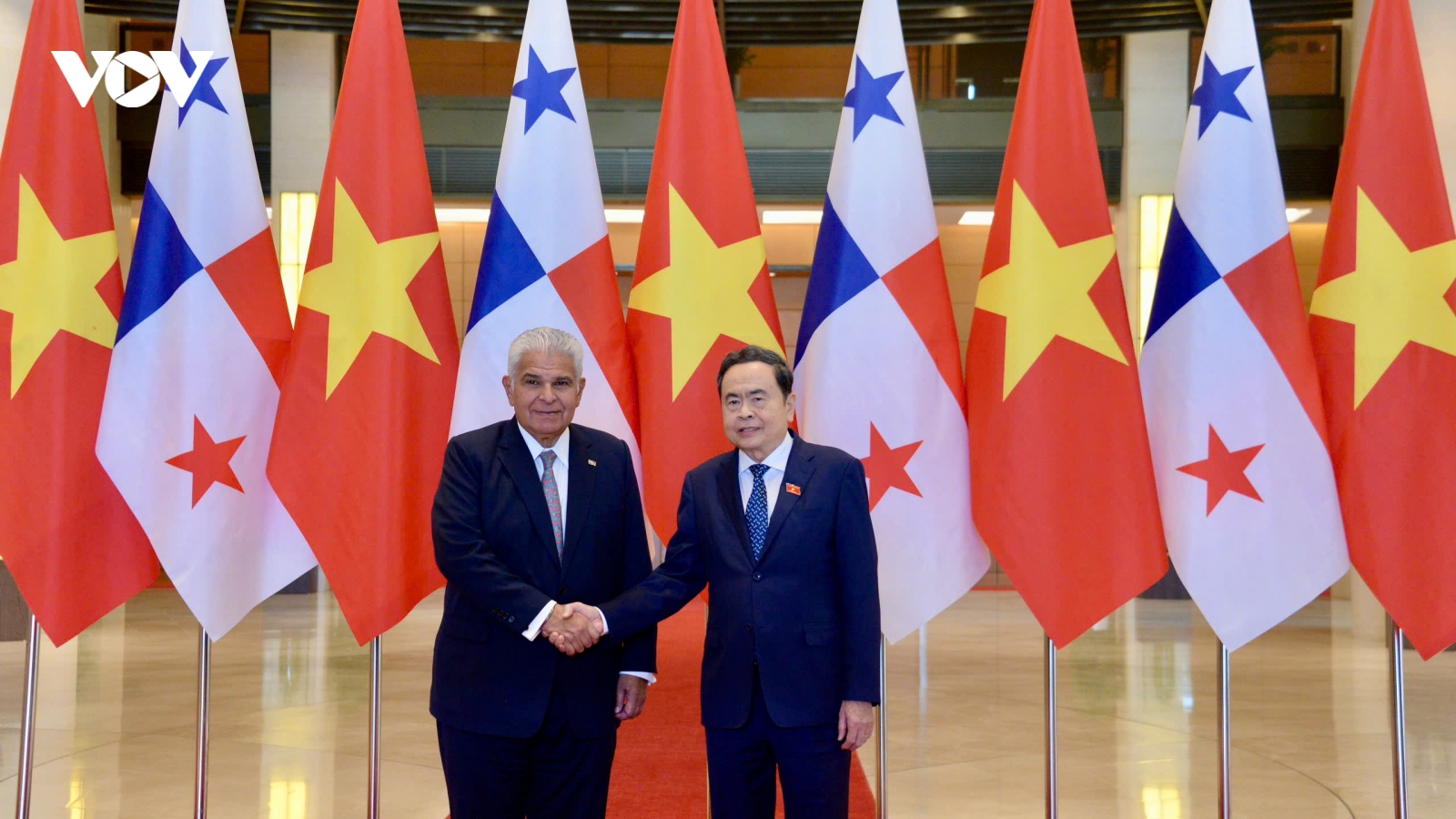 Chủ tịch Quốc hội Trần Thanh Mẫn hội kiến Tổng thống Cộng hoà Panama