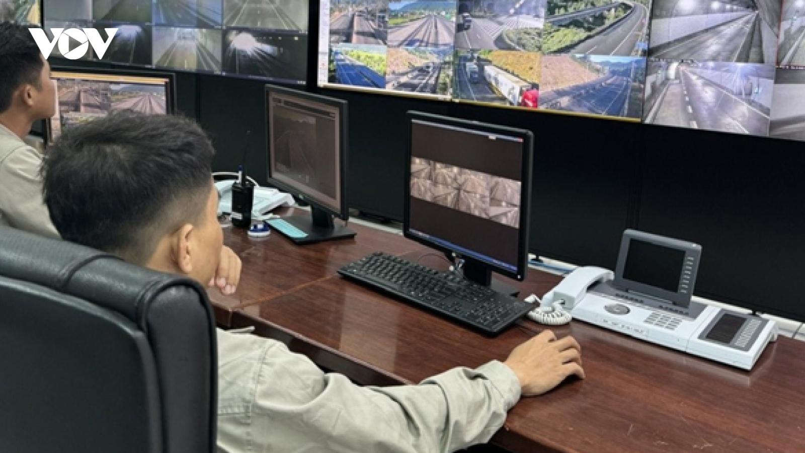 Đẩy mạnh xử lý qua camera giám sát để lập lại kỷ cương giao thông