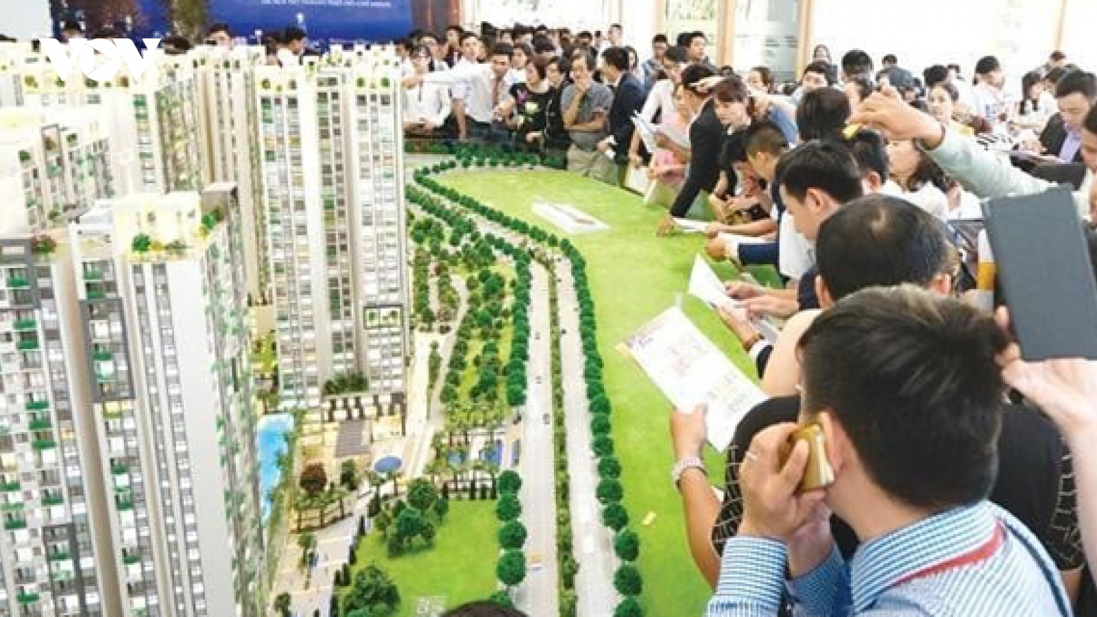 Giá bất động sản cao bất thường do người mua bất động sản để tích lũy tăng cao