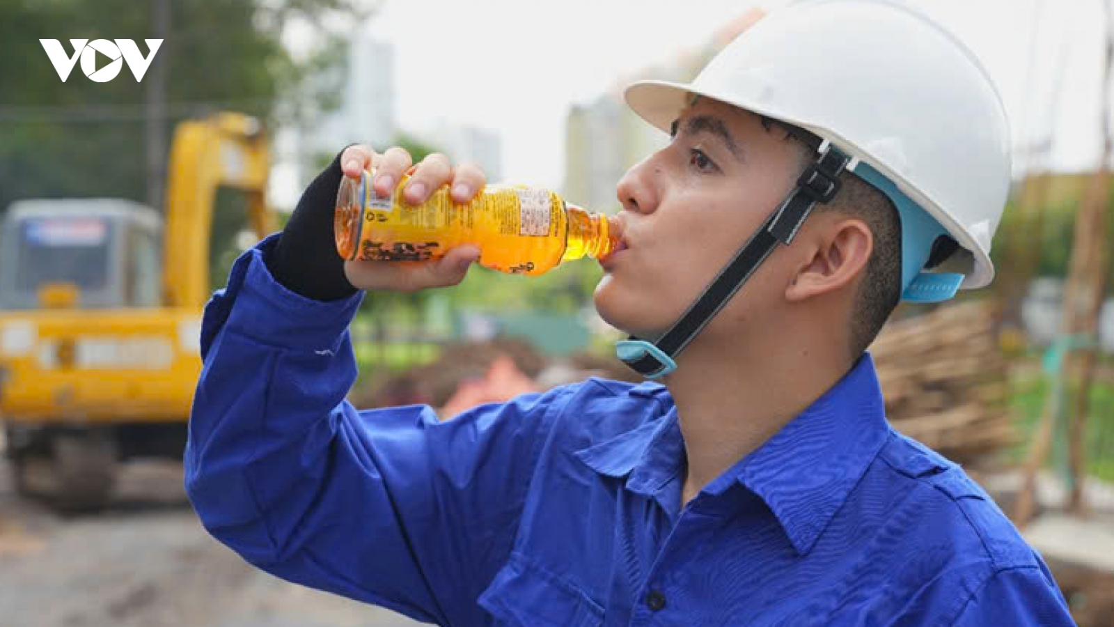 Làm thế nào để không cạn kiệt năng lượng khi làm việc tại công trường khắc nghiệt?